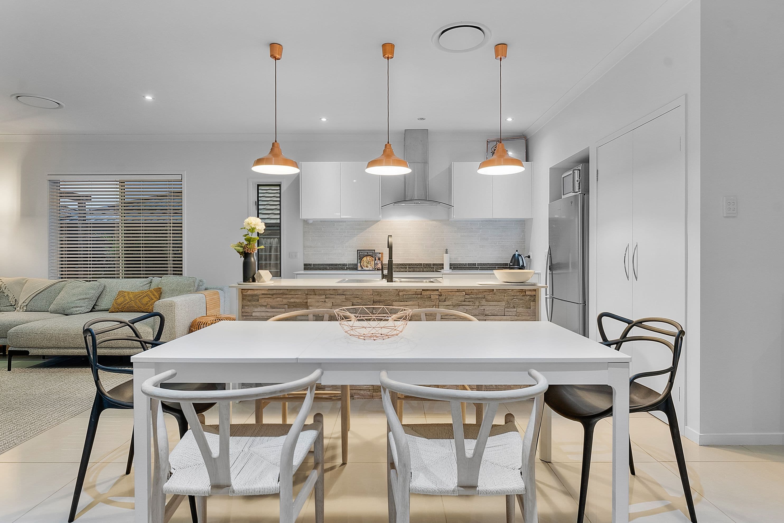 8 Couples Street, North Lakes QLD 4509, North Lakes - Thumbnail 3