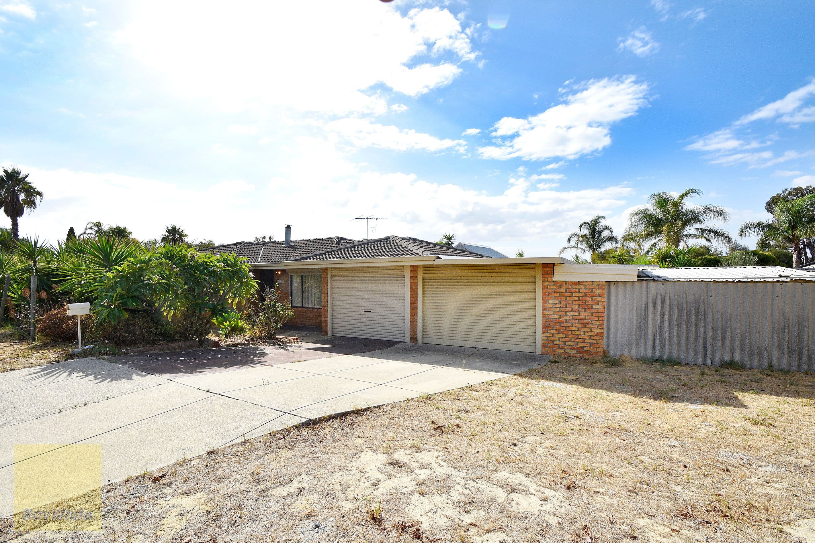 43 Cromwell Road, Alexander Heights WA 6064, Alexander Heights - Thumbnail 2