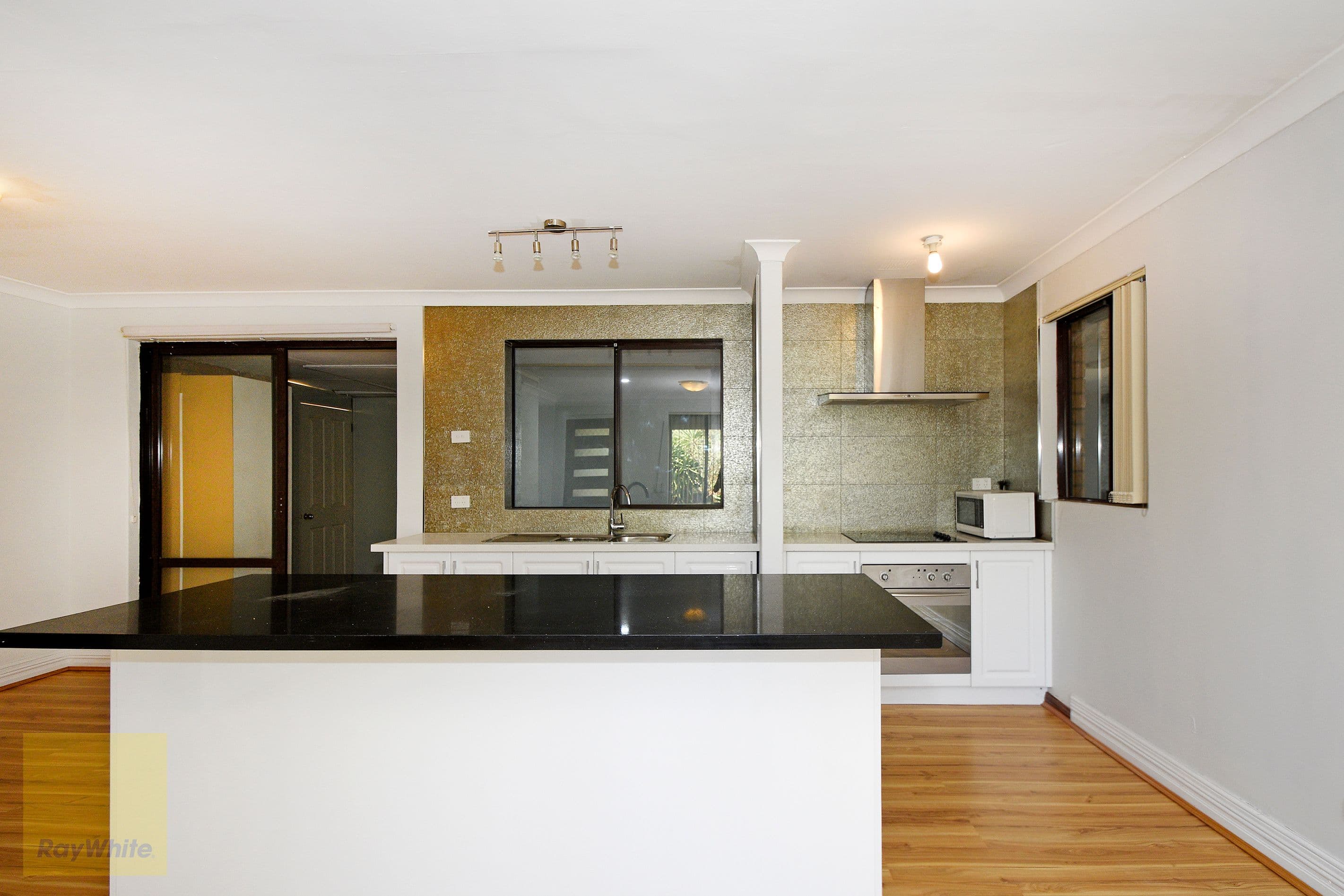 43 Cromwell Road, Alexander Heights WA 6064, Alexander Heights - Thumbnail 7