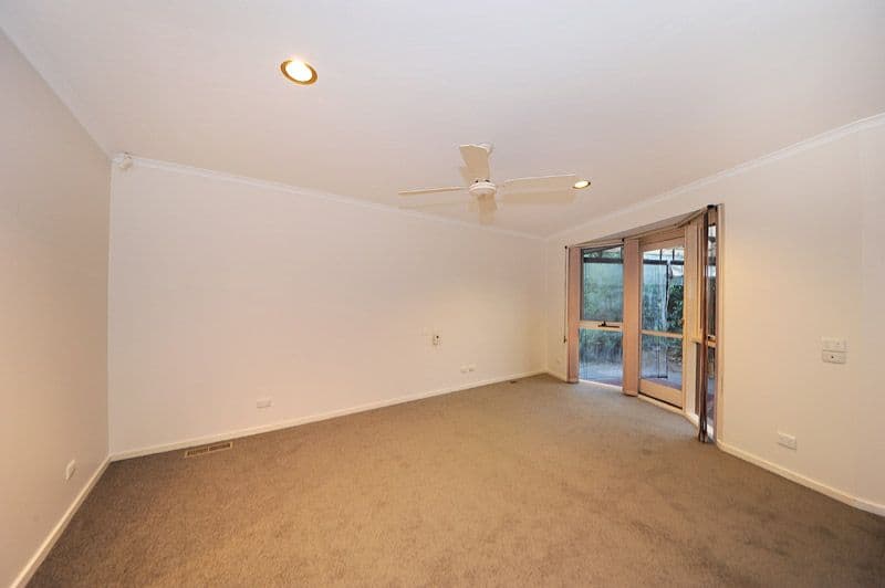 13 Commercial Road, FERNTREE GULLY VIC 3156, Ferntree Gully - Thumbnail 4
