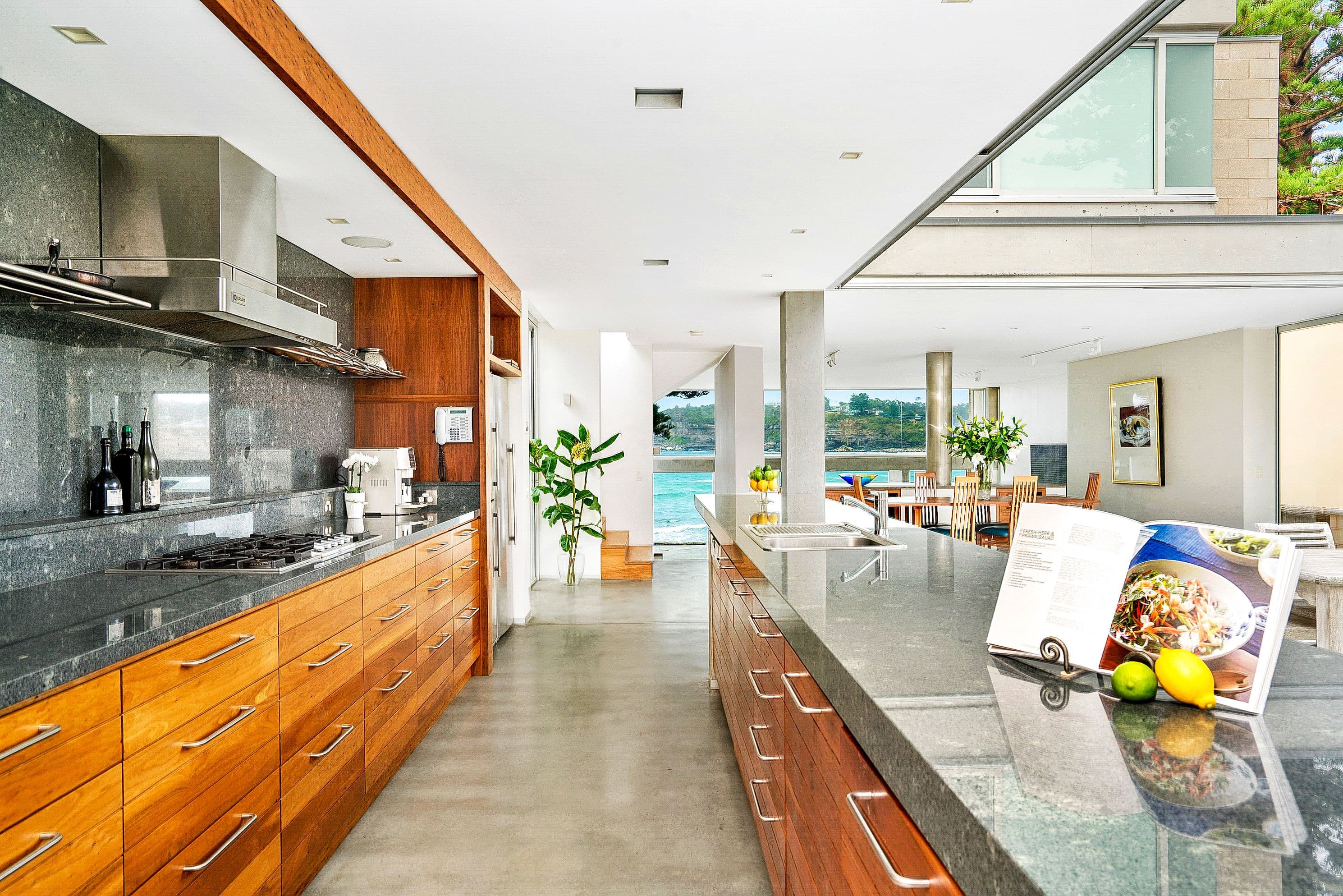11 Marine Parade, Avalon Beach - Thumbnail 6