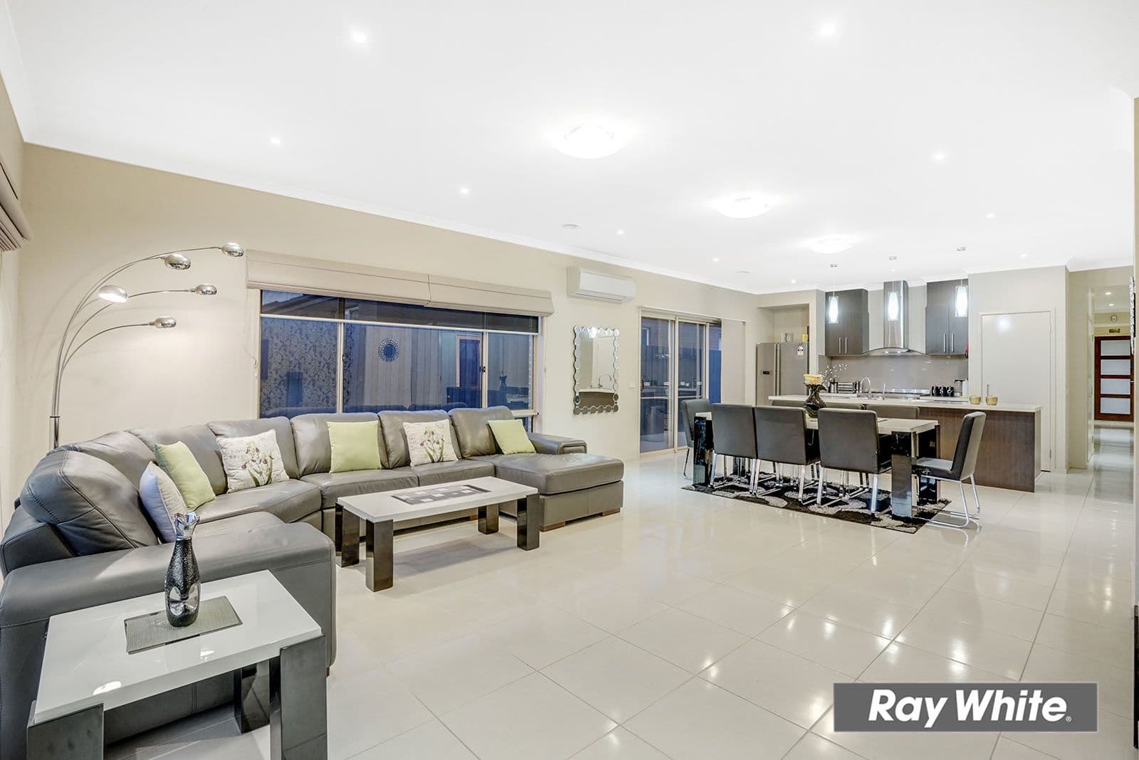 28 Claire Way, Tarneit VIC 3029, Tarneit - Thumbnail 5