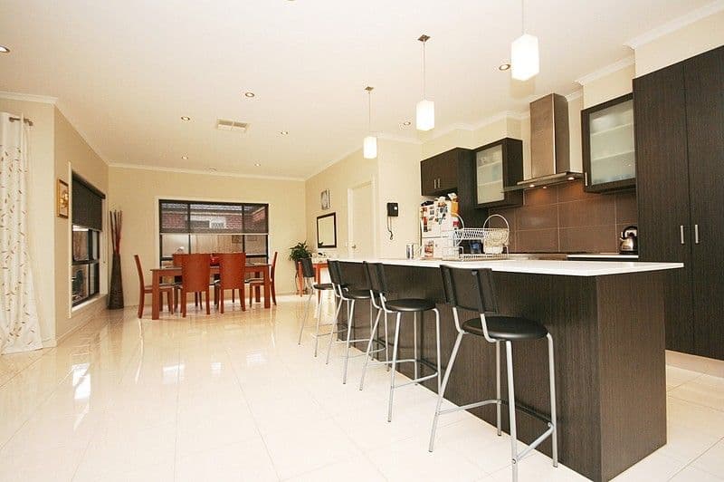6 Cunningham Chase, BURNSIDE HEIGHTS VIC 3023, Burnside Heights - Thumbnail 3