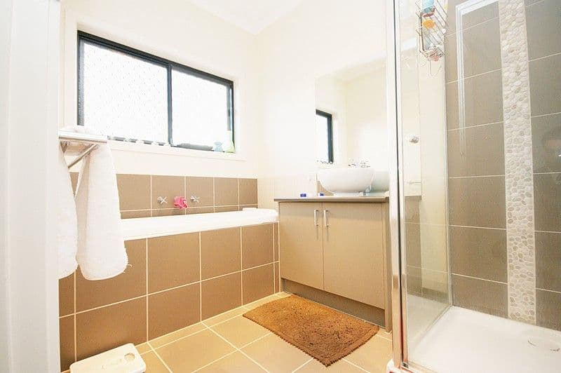 6 Cunningham Chase, BURNSIDE HEIGHTS VIC 3023, Burnside Heights - Thumbnail 7