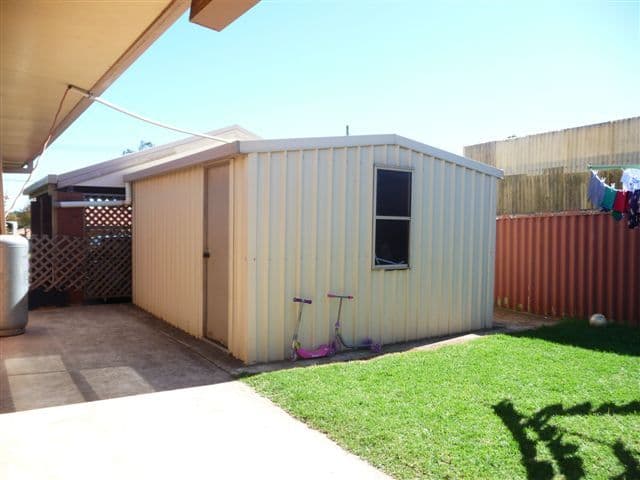 10 Raftery Street, CENTENARY HEIGHTS QLD 4350, Centenary Heights - Thumbnail 5