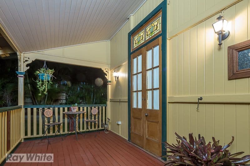 267 Oates Avenue, Holland Park QLD 4121, Holland Park - Thumbnail 2