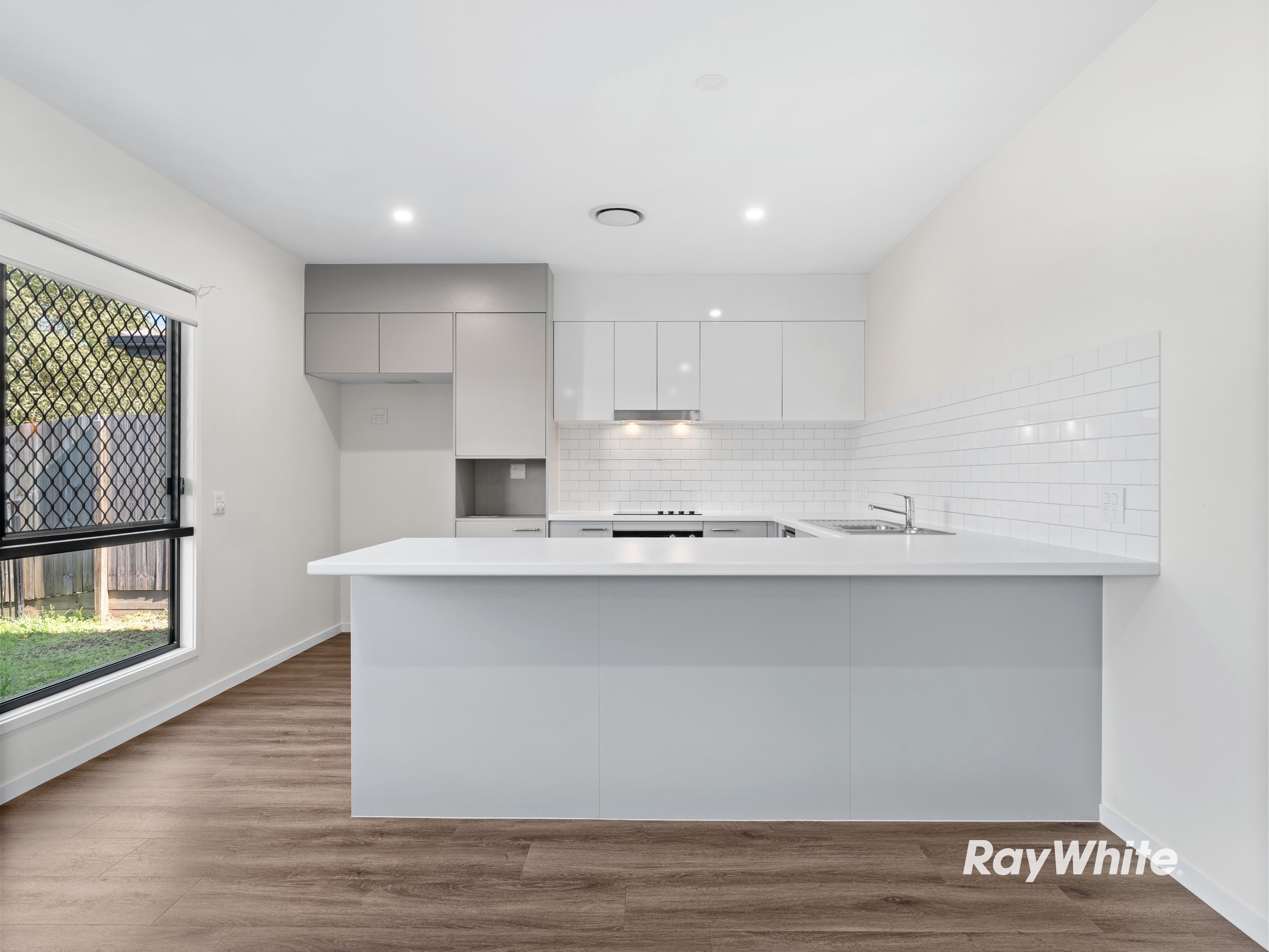 100 Mercy Circuit, Park Ridge QLD 4125, Park Ridge - Thumbnail 4