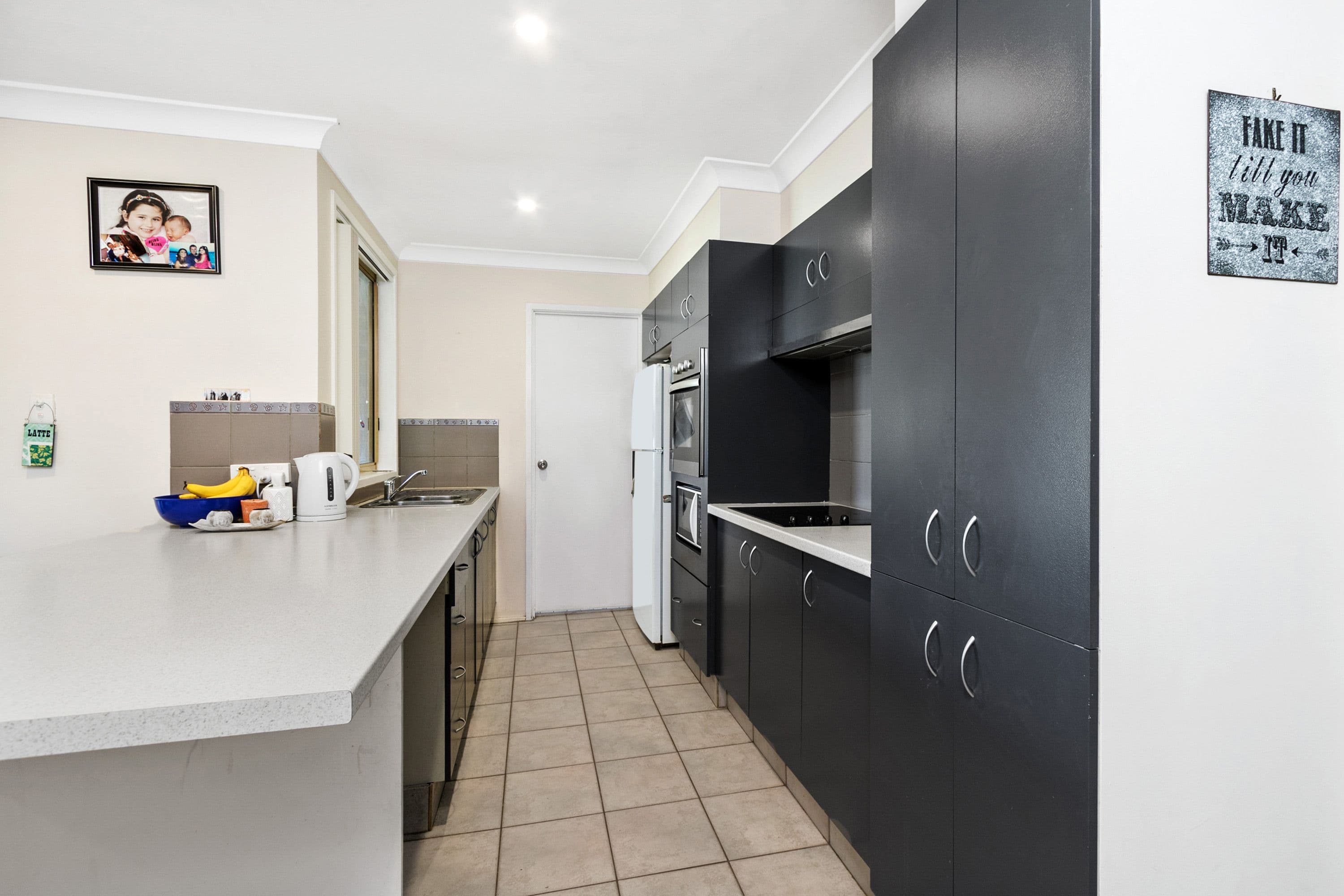 1 Harradine Crescent, Bligh Park - Thumbnail 2