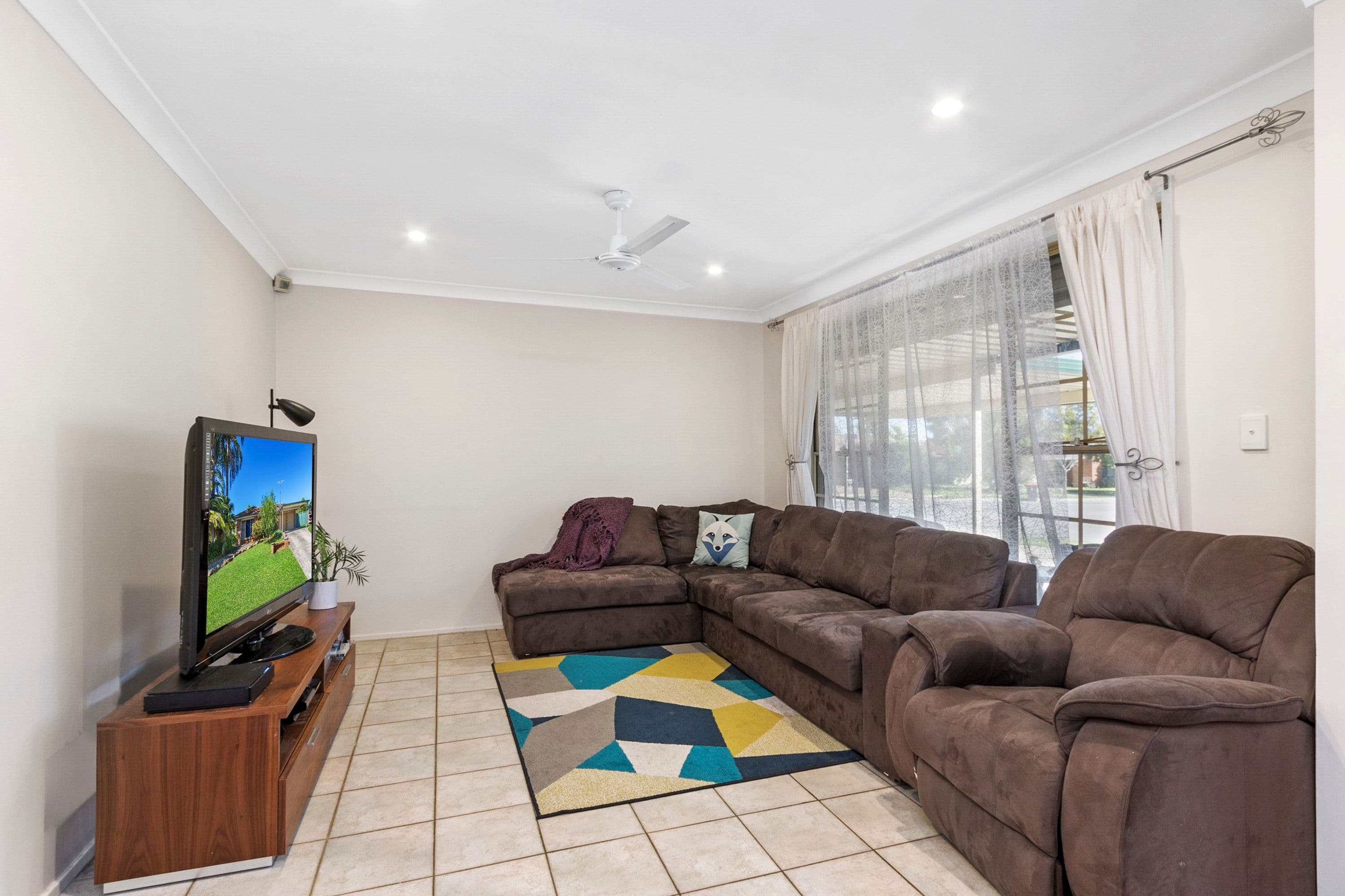 1 Harradine Crescent, Bligh Park - Thumbnail 3
