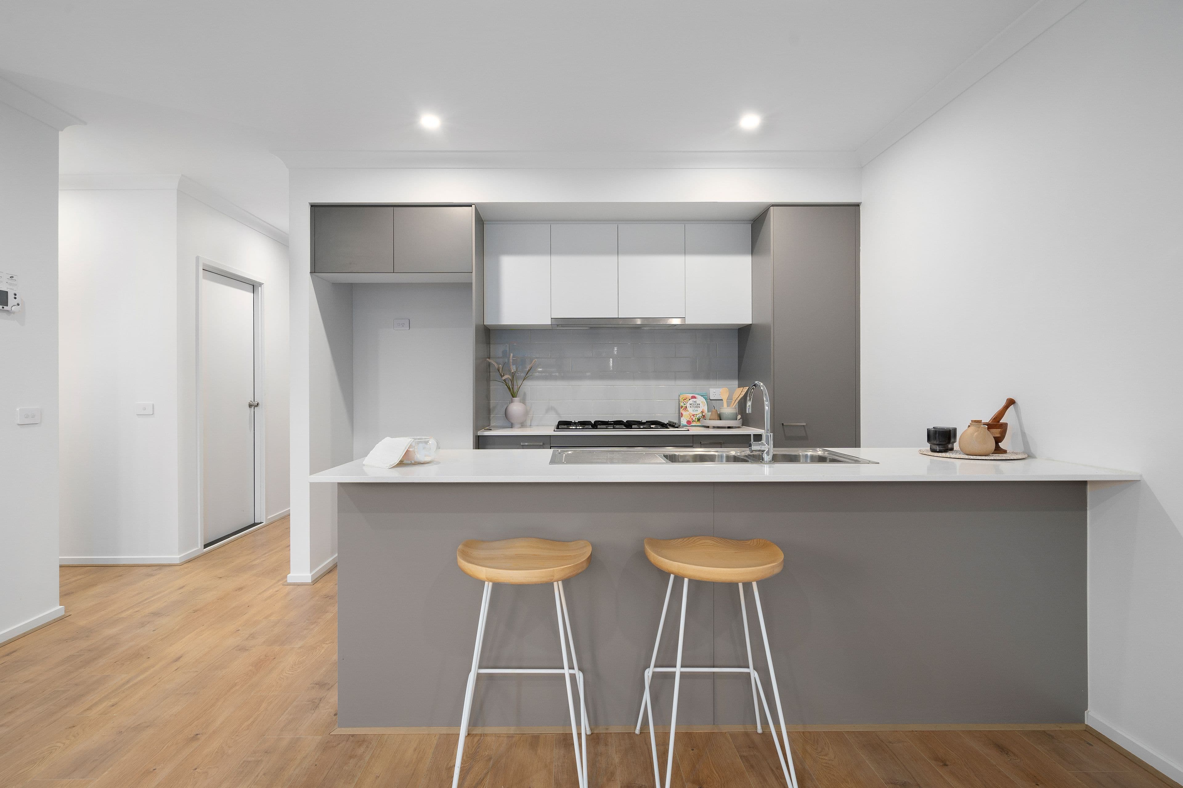 34 Scaevola Road, Craigieburn VIC 3064, Craigieburn - Thumbnail 2