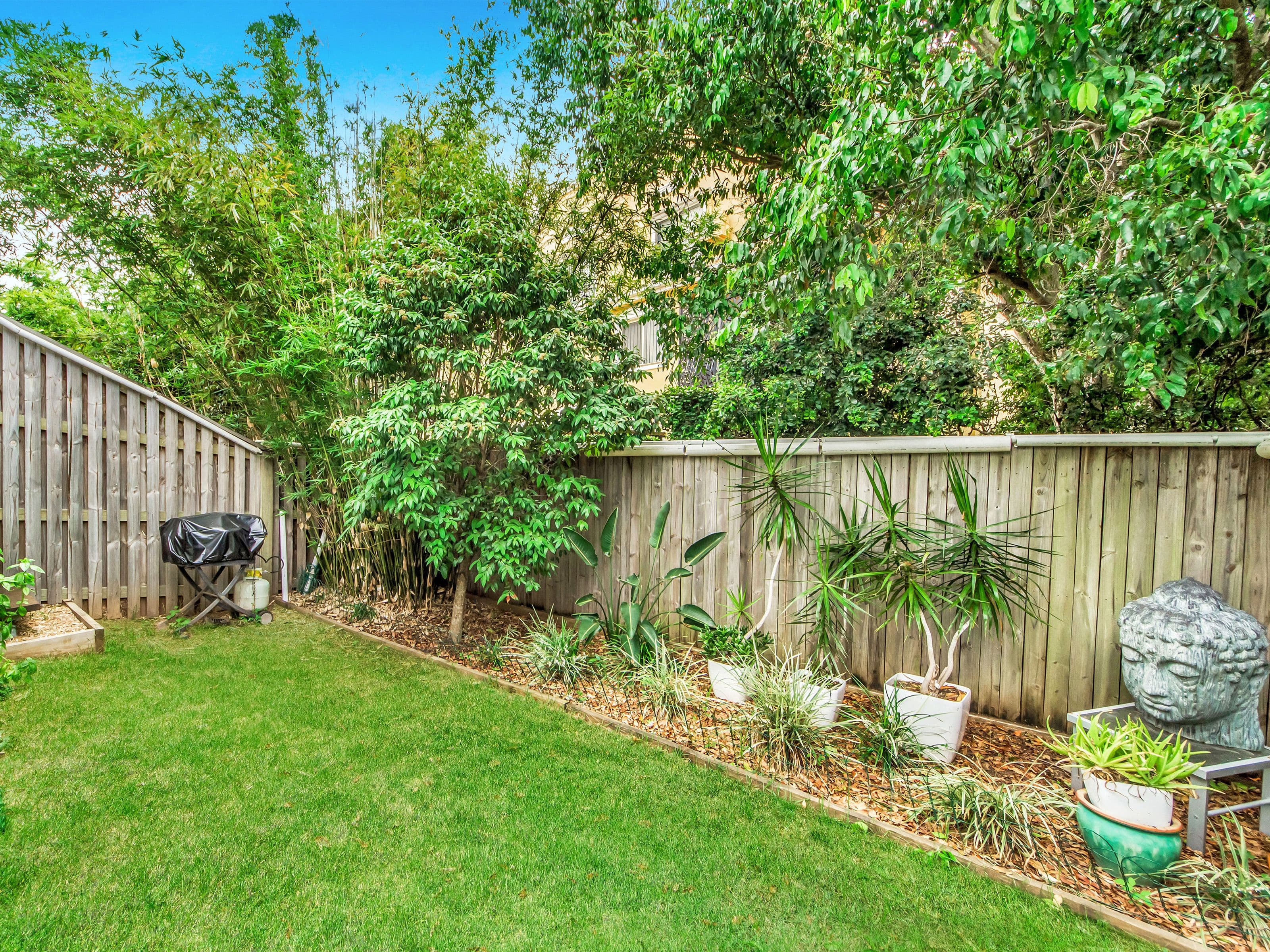 37 Azure Way, Hope Island QLD 4212, Hope Island - Thumbnail 4