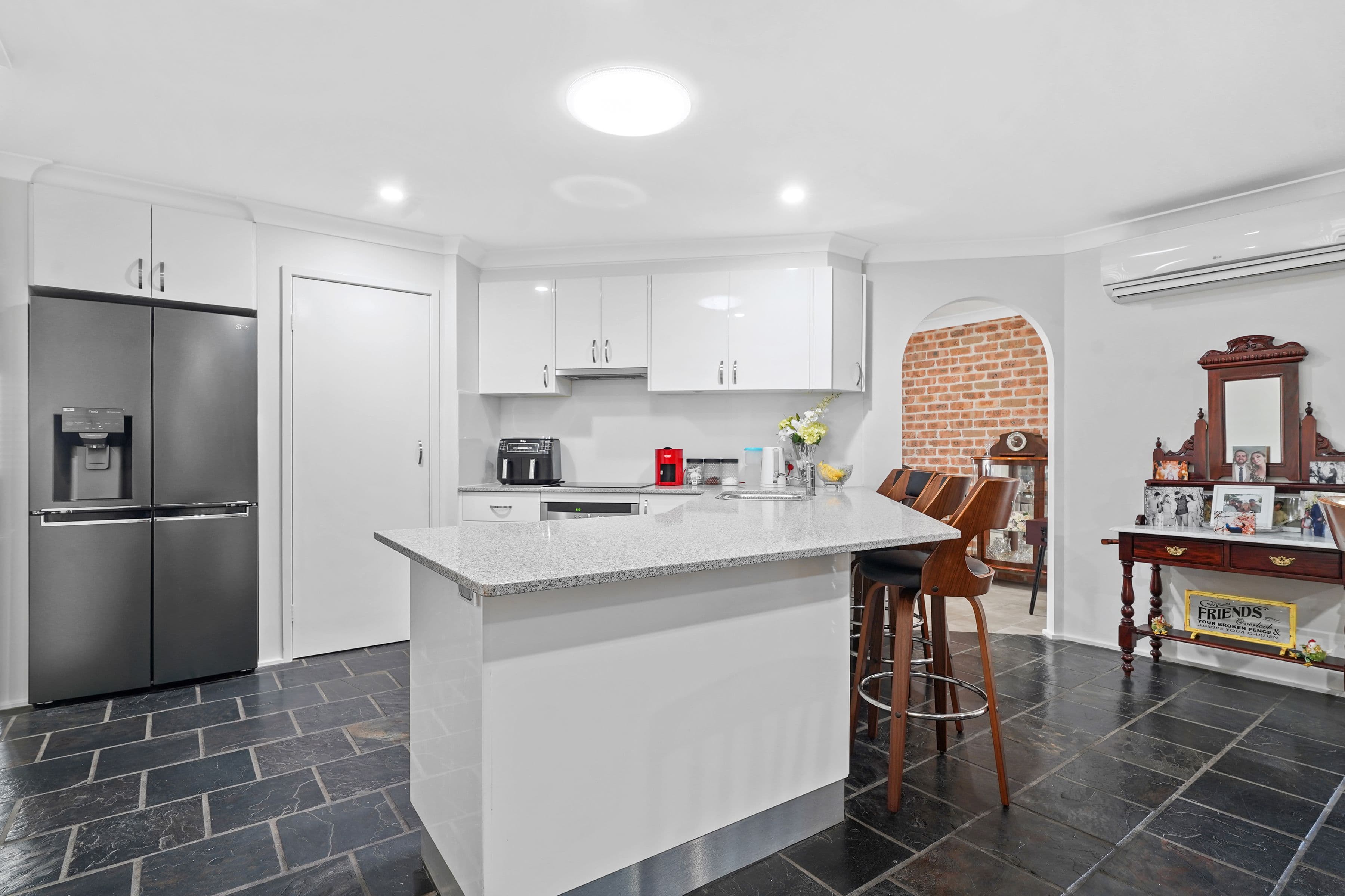 3 Monash Close, Tanilba Bay NSW 2319, Tanilba Bay - Thumbnail 2