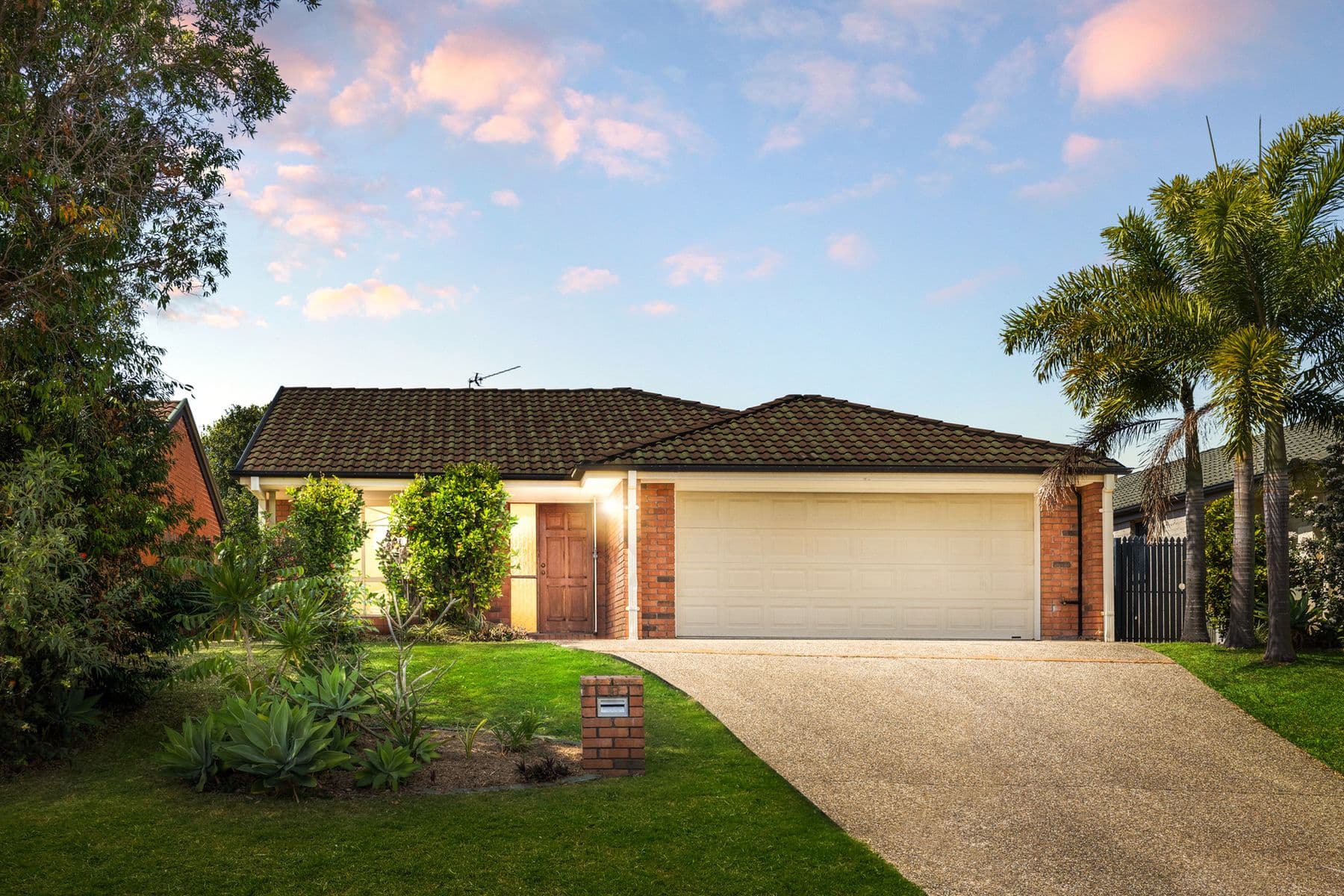 13 Slack Street, Upper Coomera QLD 4209, Upper Coomera - Thumbnail 2