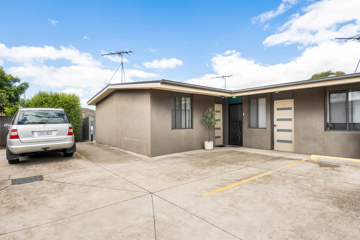 6 / 3 Kinnordy Court, Hamlyn Heights VIC 3215, Hamlyn Heights - Image 1