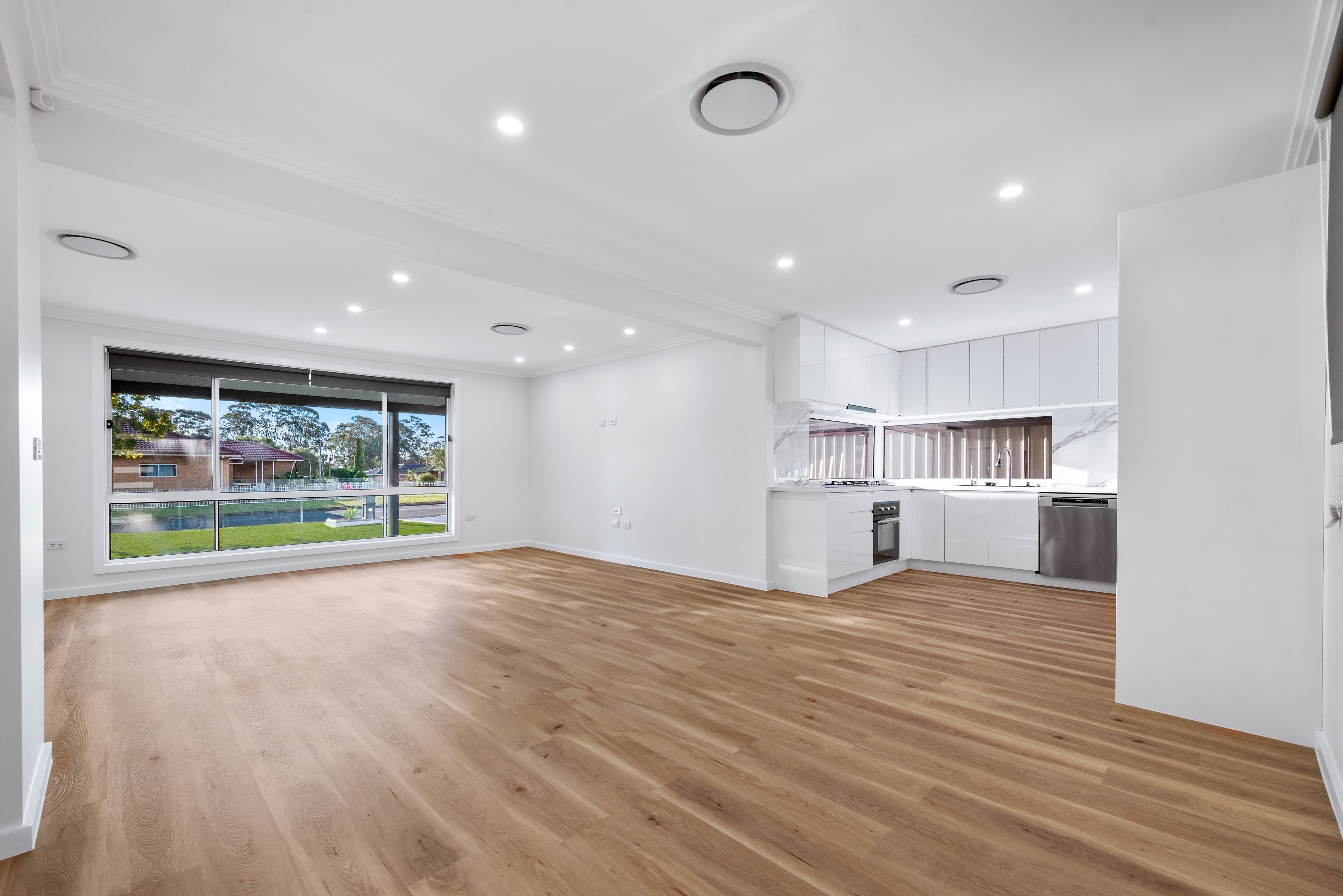 52 Lorikeet Avenue, Ingleburn NSW 2565, Ingleburn - Thumbnail 4