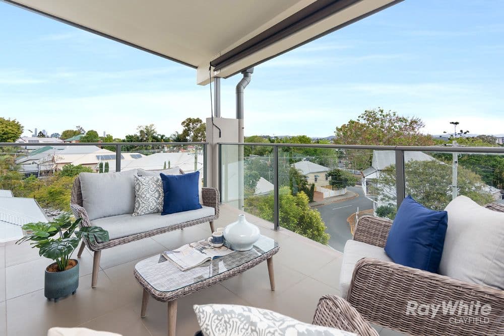 48 Stopford Street, Wooloowin QLD 4030, Wooloowin - Thumbnail 2