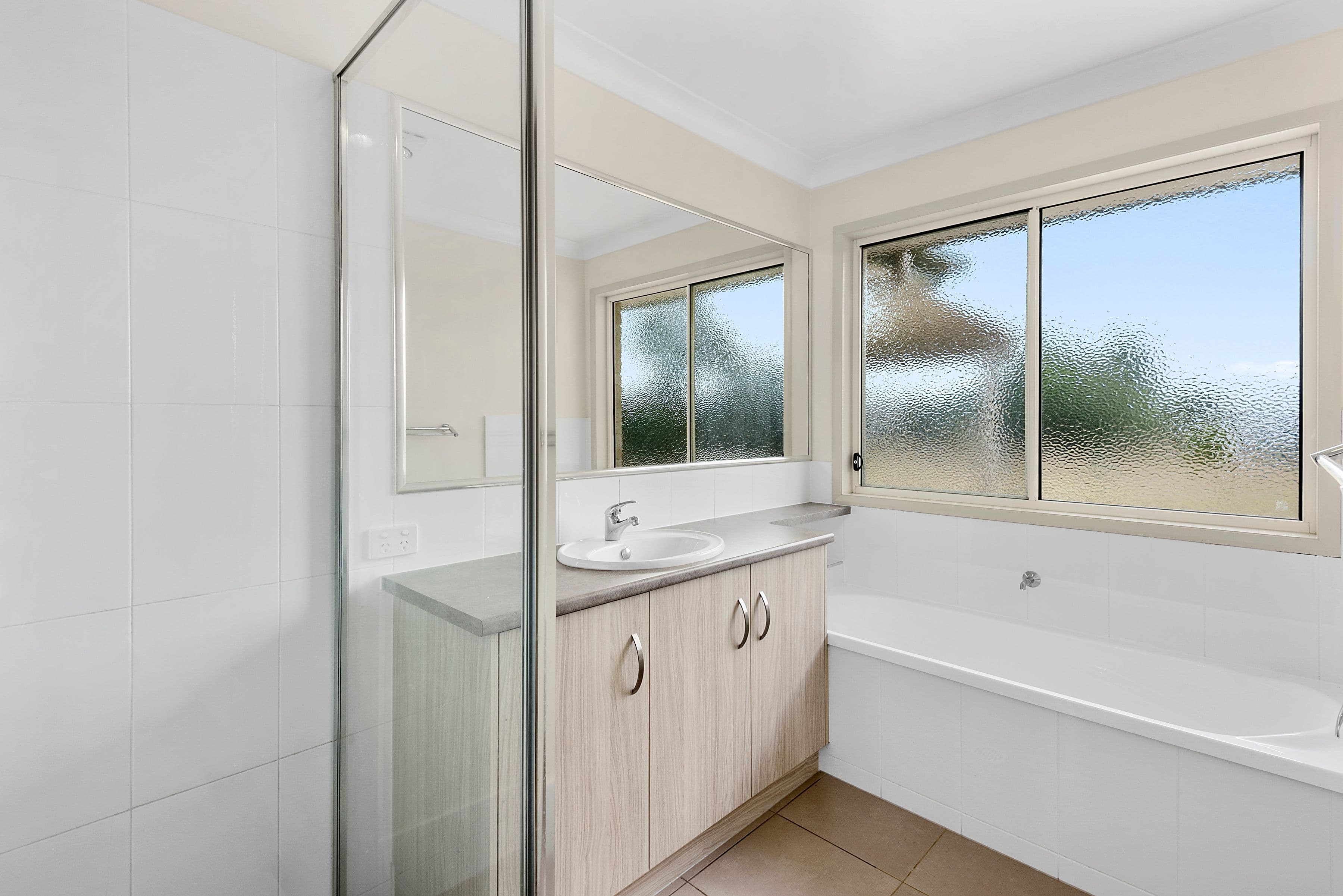 4 Leslie Street, East Greenmount QLD 4359, East Greenmount - Thumbnail 7