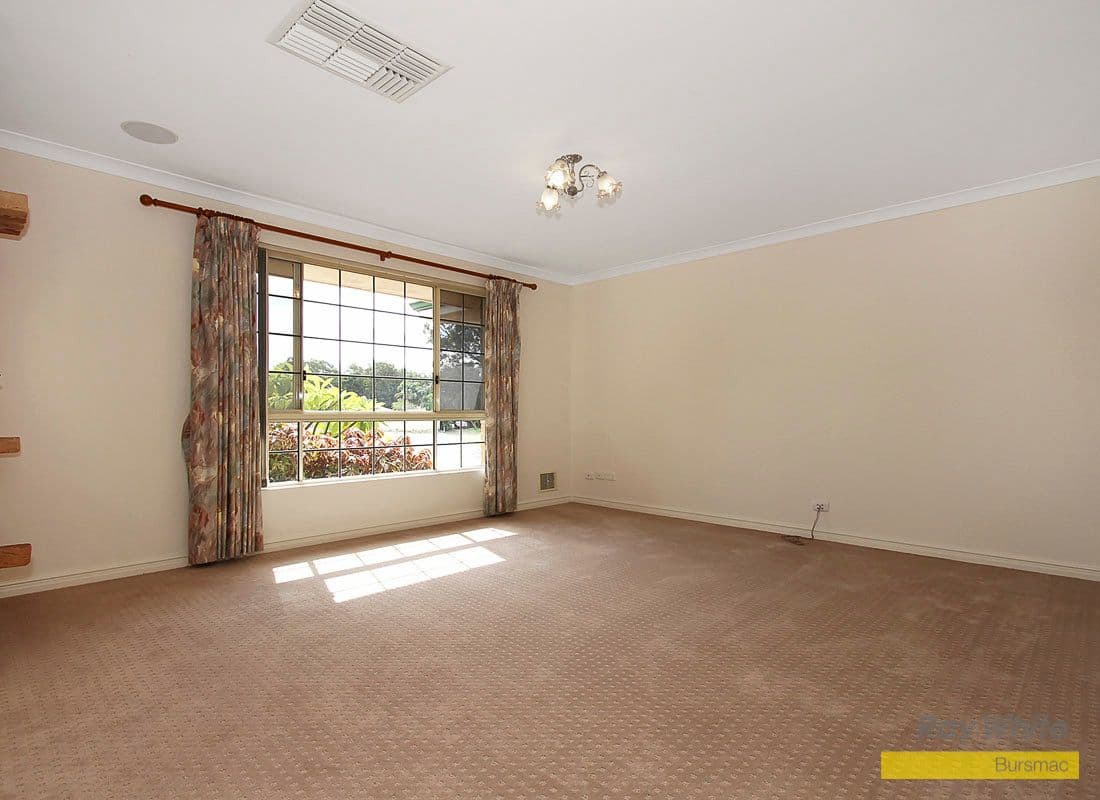 5 Rawlinna Heights, BALLAJURA WA 6066, Ballajura - Thumbnail 6