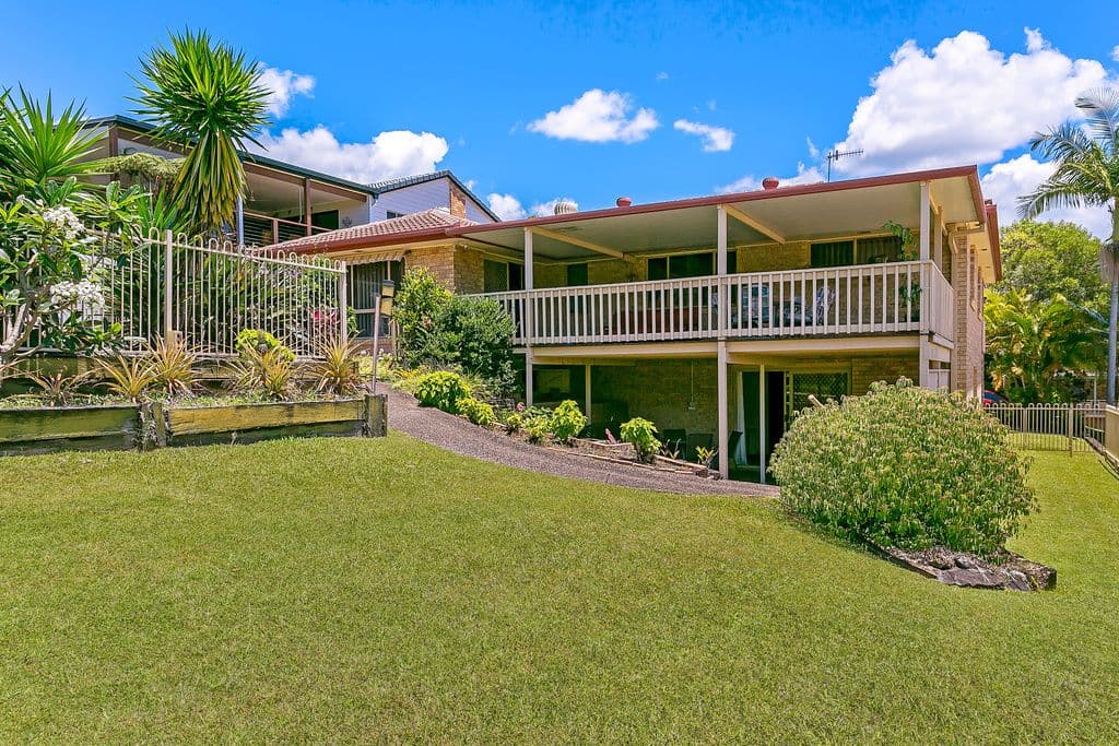 14 Robinson Place, Currumbin Waters QLD 4223, Currumbin Waters - Thumbnail 4