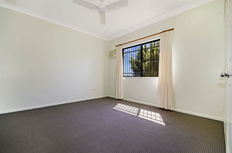 19 Monaro Circuit, MOUNT LOUISA QLD 4814, Mount Louisa - Thumbnail 2