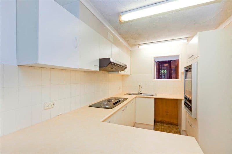 76 Holland Crescent, CAPALABA QLD 4157, Capalaba - Thumbnail 3