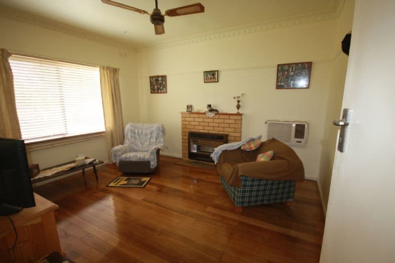 59 Kerford Street, ROCHESTER VIC 3561, Rochester - Thumbnail 3