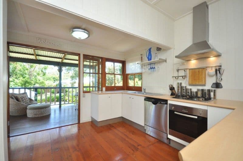33 Rouen Road, BARDON QLD 4065, Bardon - Thumbnail 3