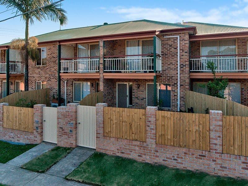 90 Richmond Road, MORNINGSIDE QLD 4170, Morningside - Image 1