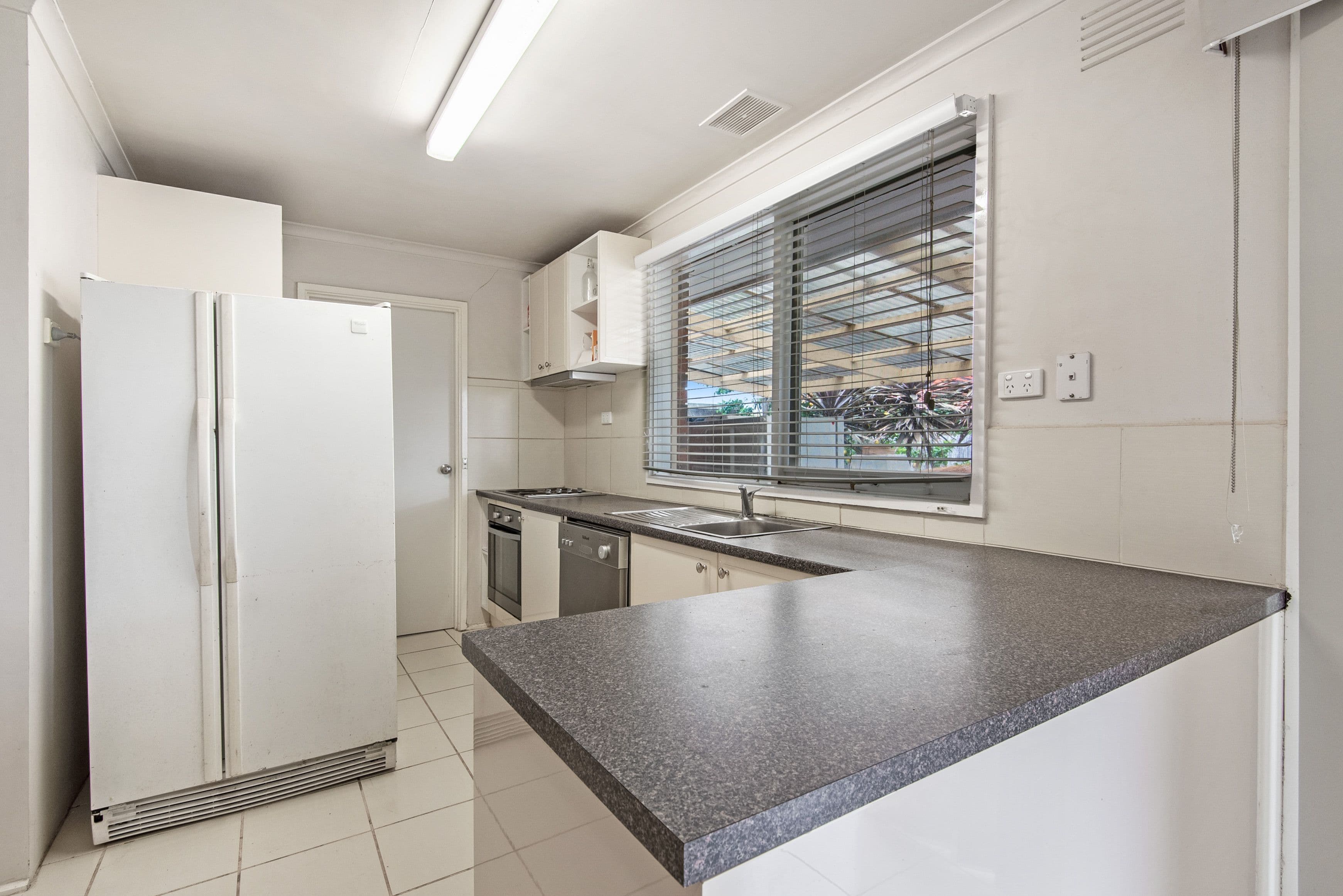 6 Maywood Drive, Epping VIC 3076, Epping - Thumbnail 4