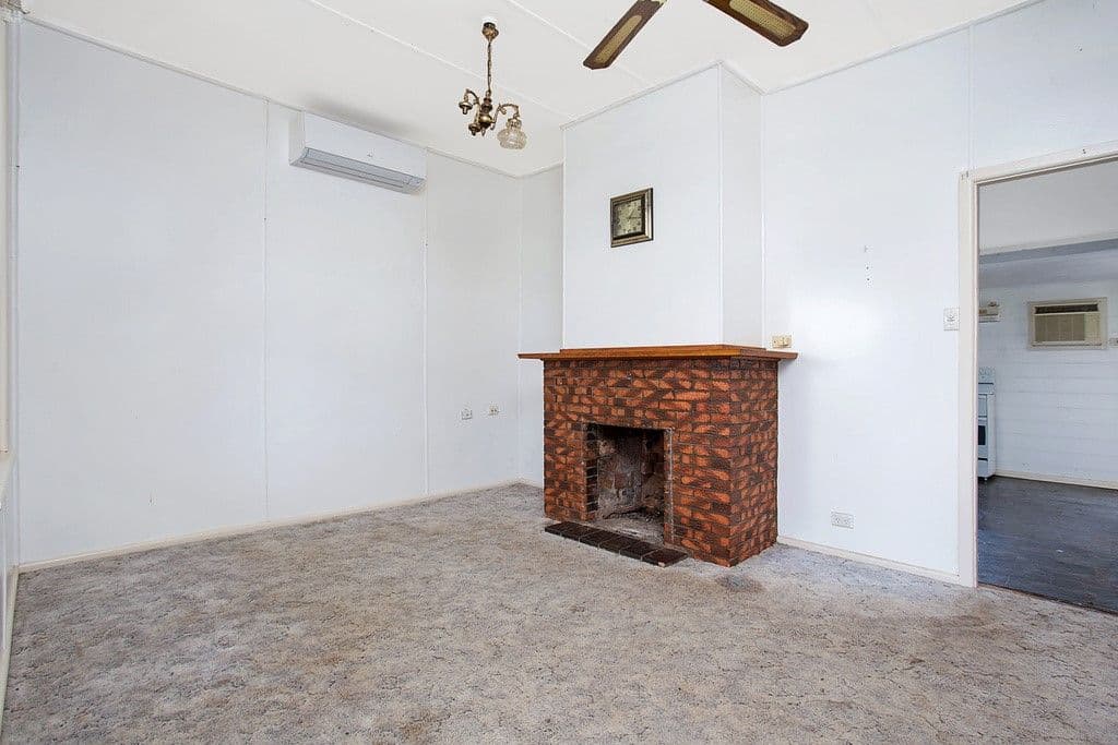9 Harrison Street, Camperdown VIC 3260, Camperdown - Thumbnail 2