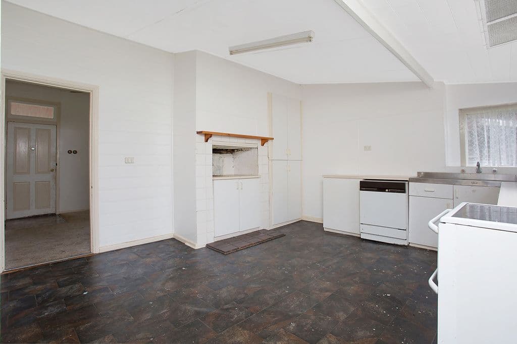9 Harrison Street, Camperdown VIC 3260, Camperdown - Thumbnail 6
