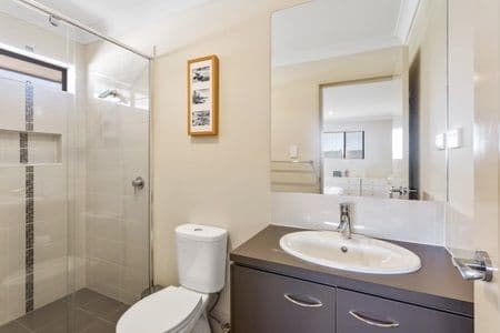 2 Halyard Crescent, Hope Island QLD 4212, Hope Island - Thumbnail 7