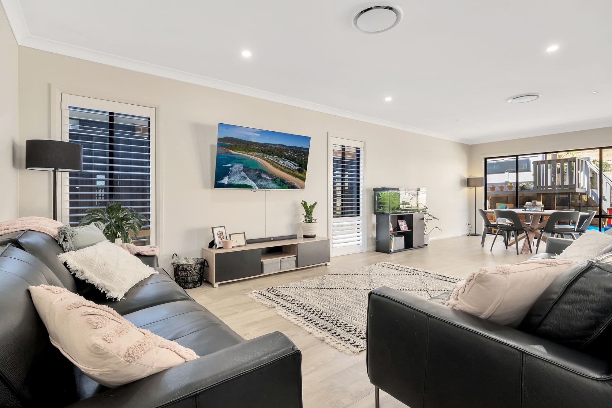 15 Nightshade Drive, Berkeley Vale NSW 2261, Berkeley Vale - Thumbnail 2