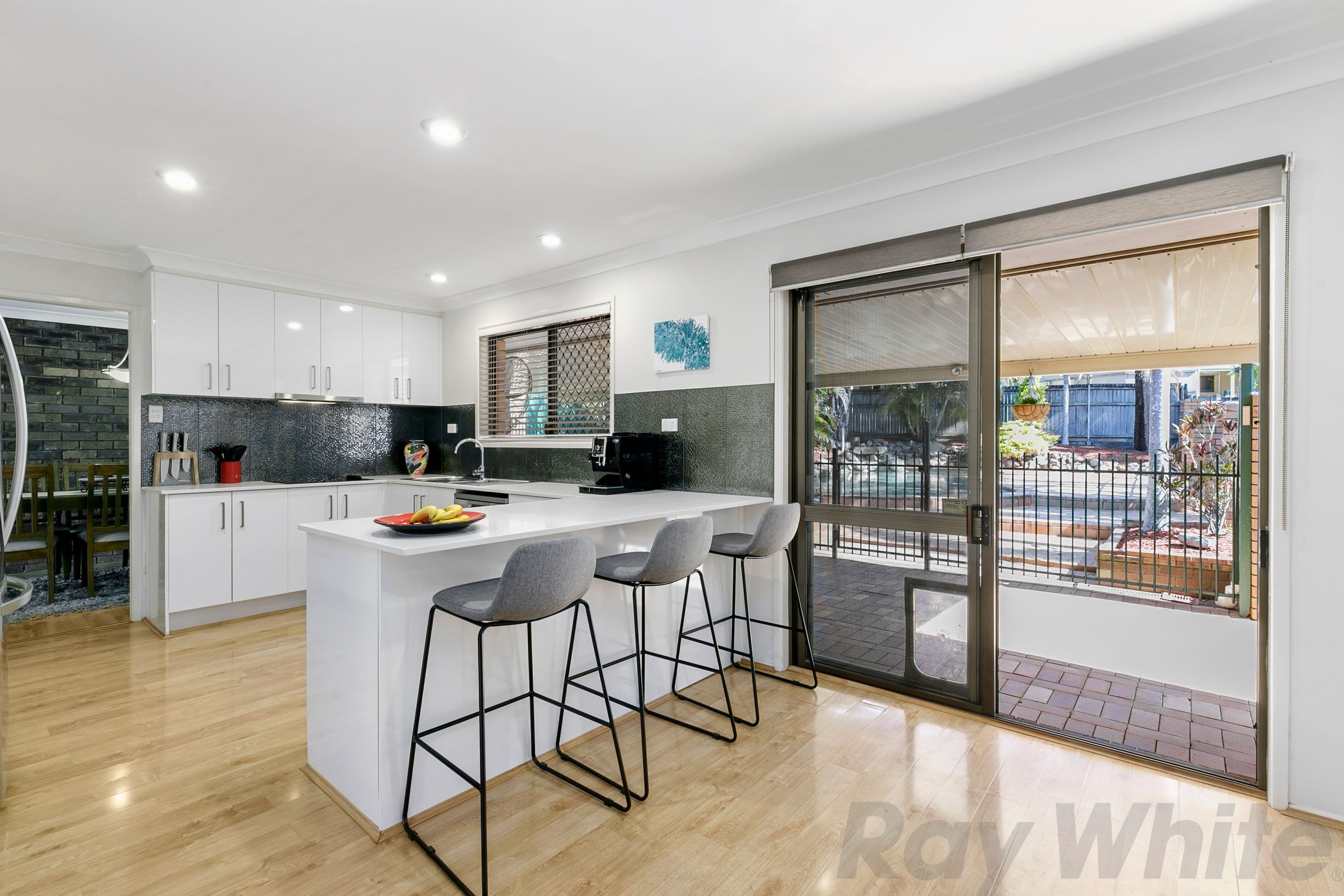 33 Sherington Street, Alexandra Hills QLD 4161, Alexandra Hills - Thumbnail 3