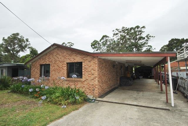74 Prentice Avenue, Old Erowal Bay - Image 1
