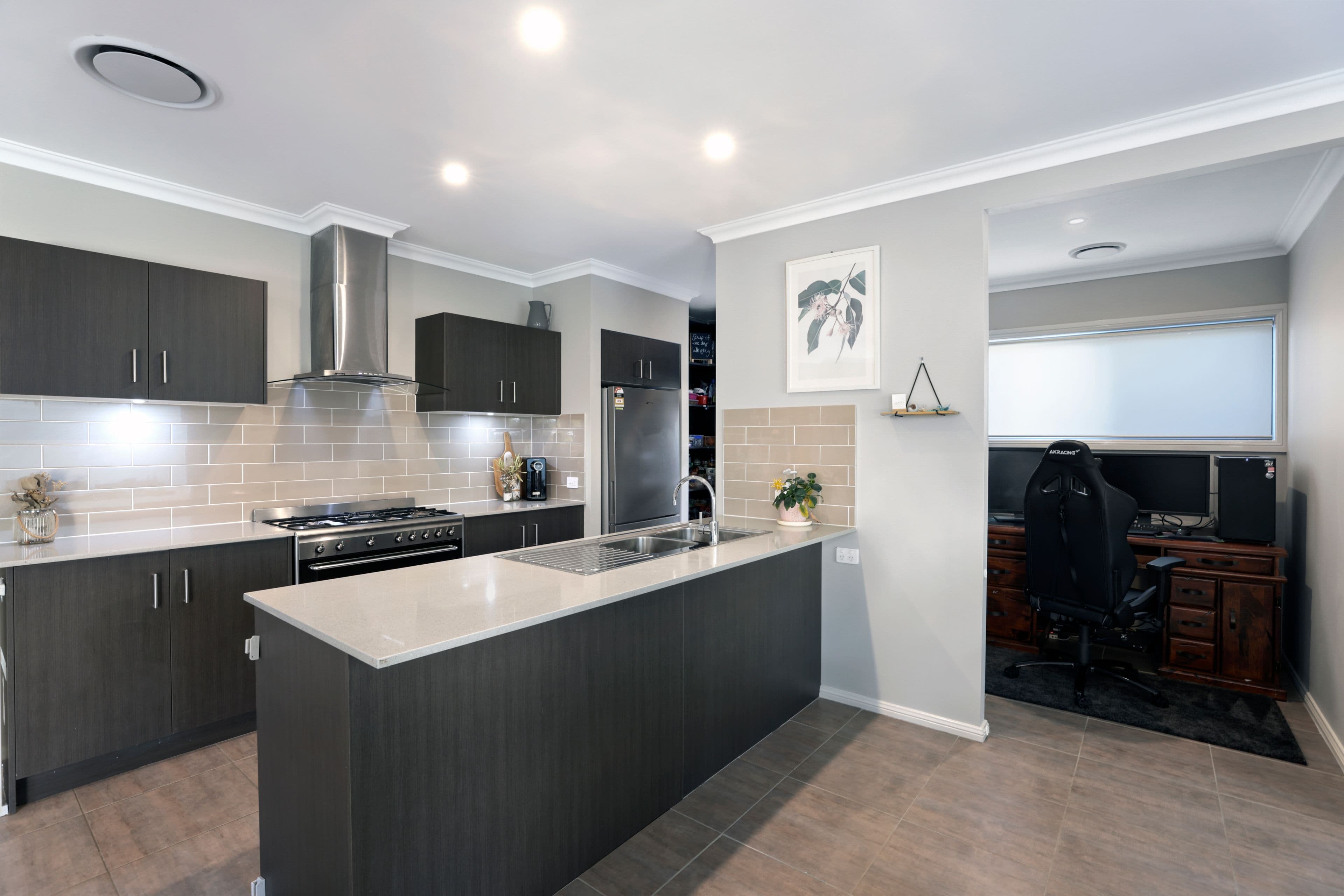 6 Bravo Street, JORDAN SPRINGS NSW 2747, Jordan Springs - Thumbnail 4