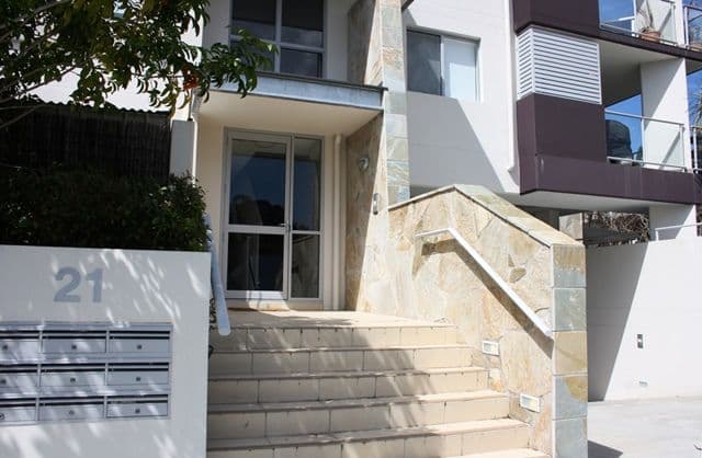 21 Middle Street, LABRADOR QLD 4215, Labrador - Thumbnail 4