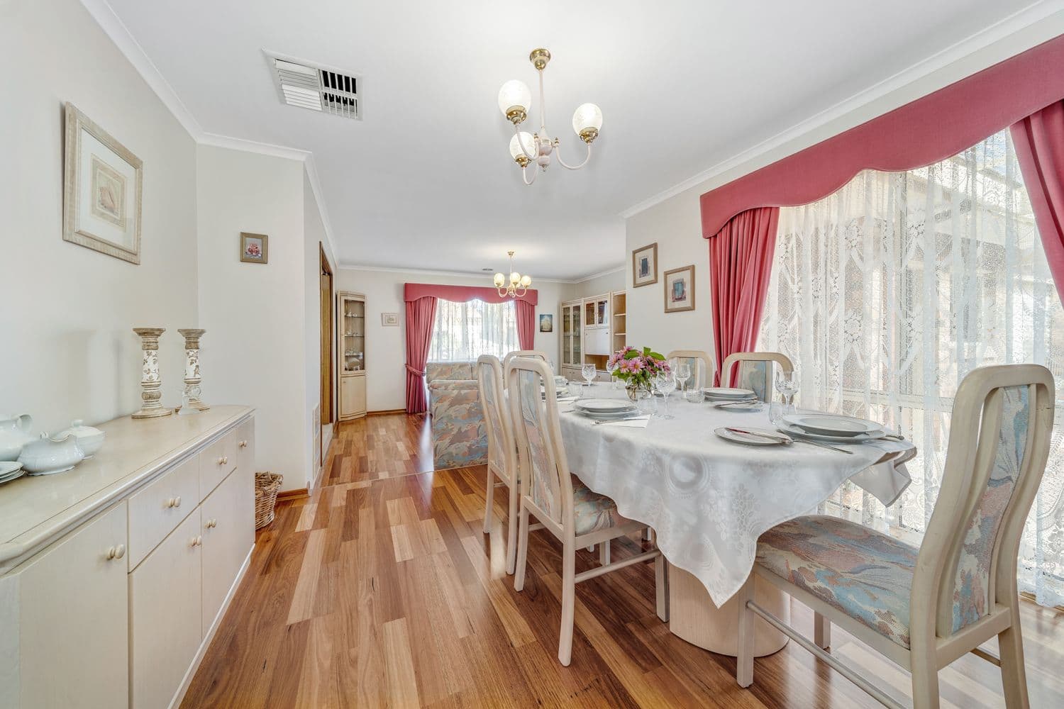 16 Kingscote Crescent, Bonython ACT 2905, Bonython - Thumbnail 6