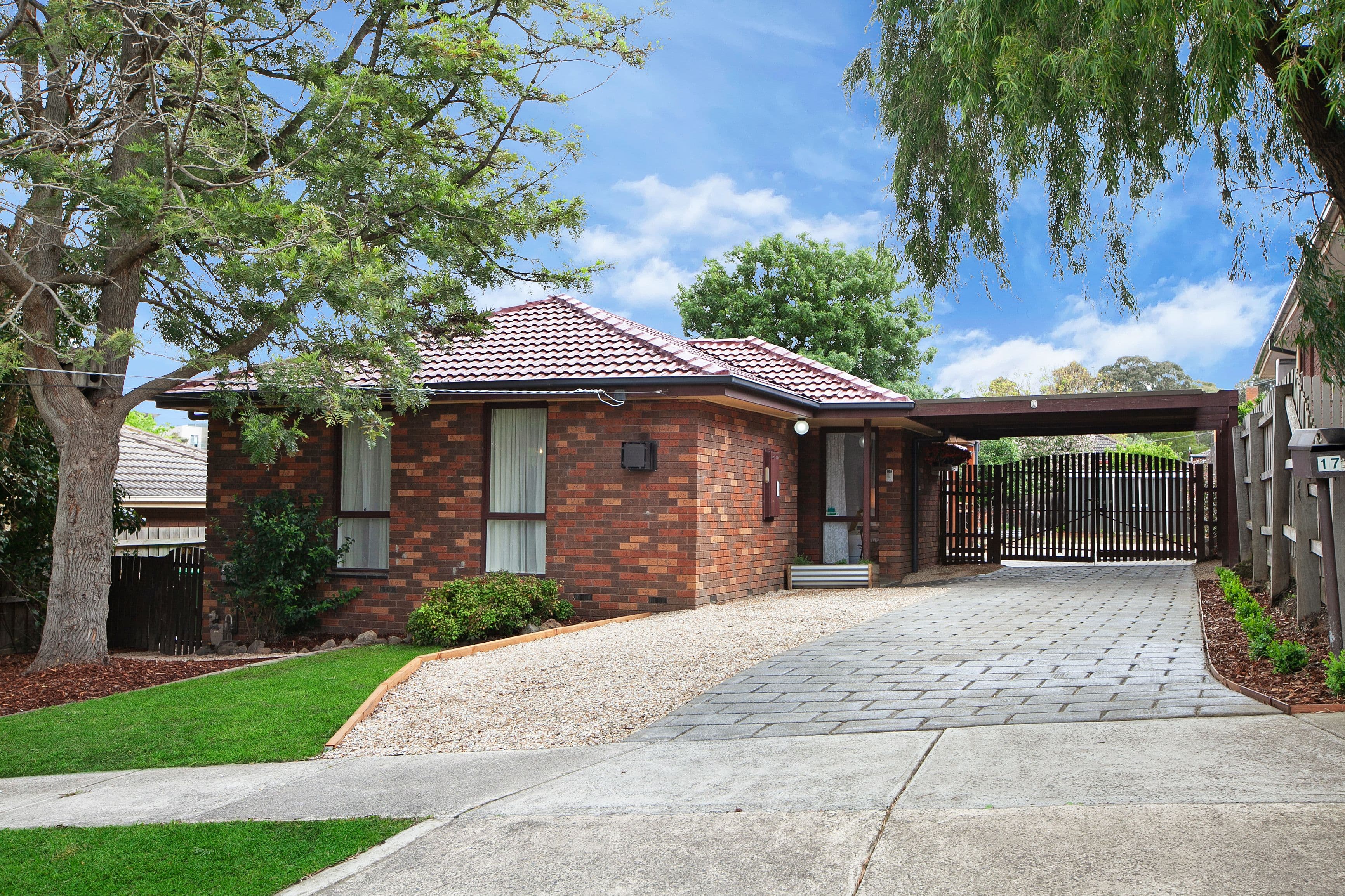17 Tonyl Court, Greensborough VIC 3088, Greensborough - Thumbnail 3