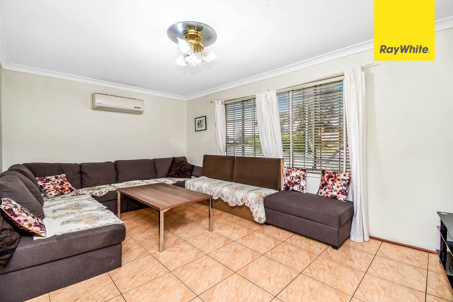 14 Warren Street, Quakers Hill NSW 2763, Quakers Hill - Thumbnail 2