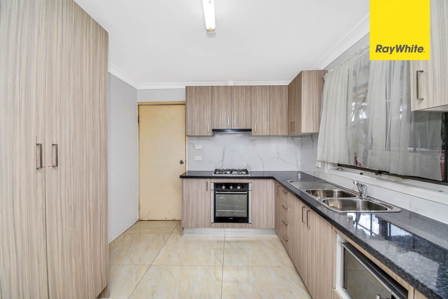 14 Warren Street, Quakers Hill NSW 2763, Quakers Hill - Thumbnail 5