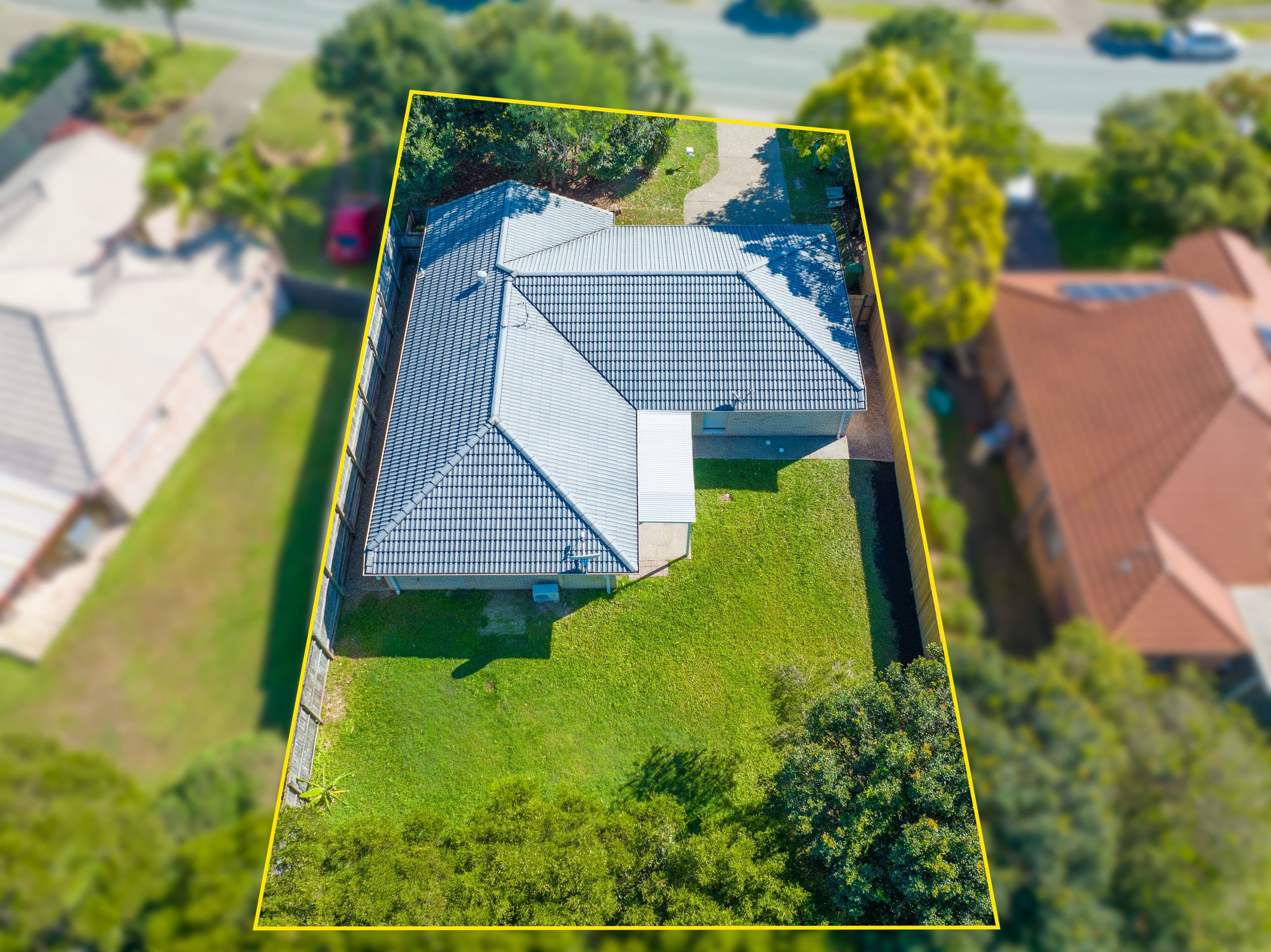106 Billinghurst Crescent, Upper Coomera QLD 4209, Upper Coomera - Thumbnail 2