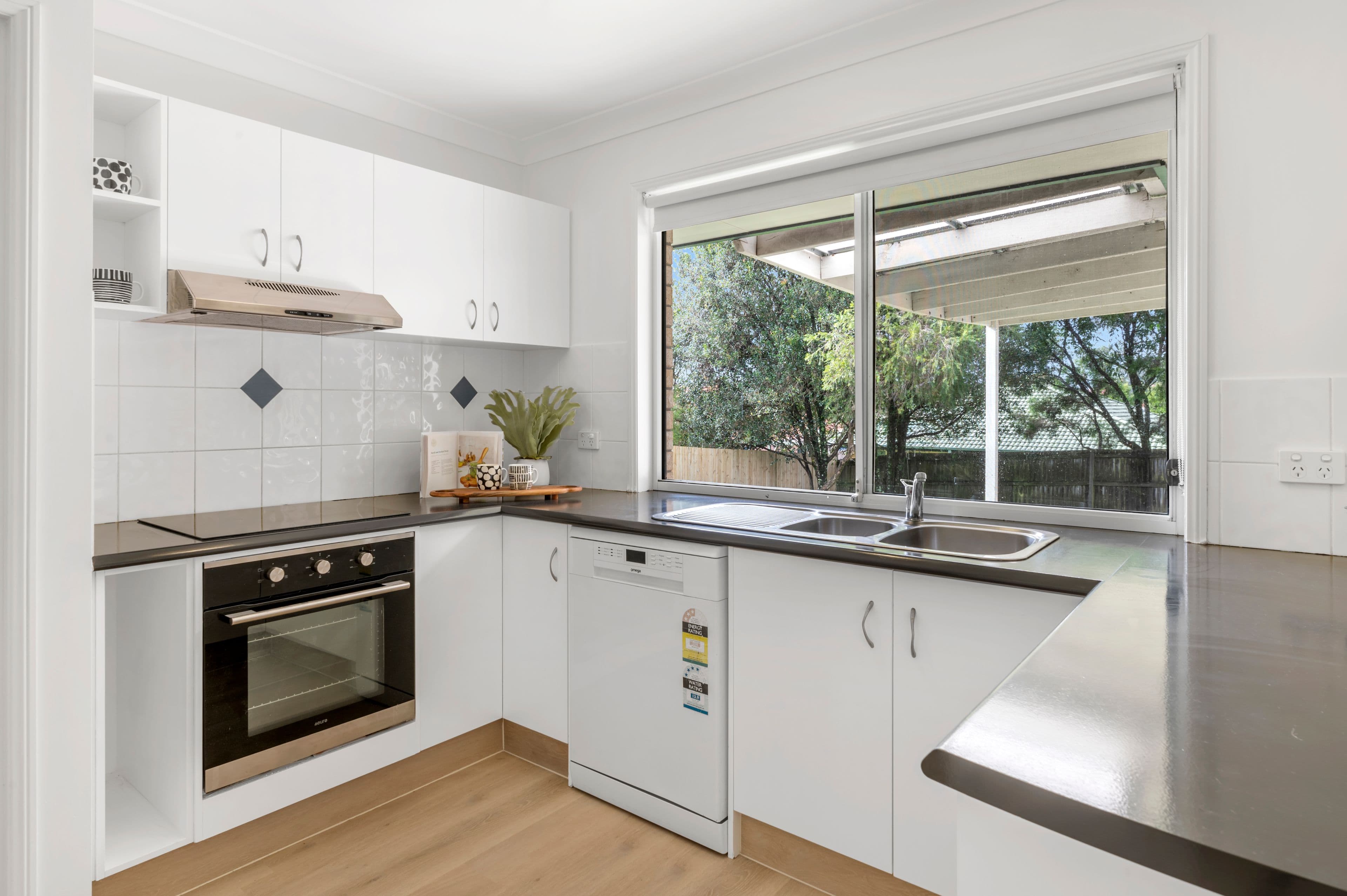 106 Billinghurst Crescent, Upper Coomera QLD 4209, Upper Coomera - Thumbnail 7