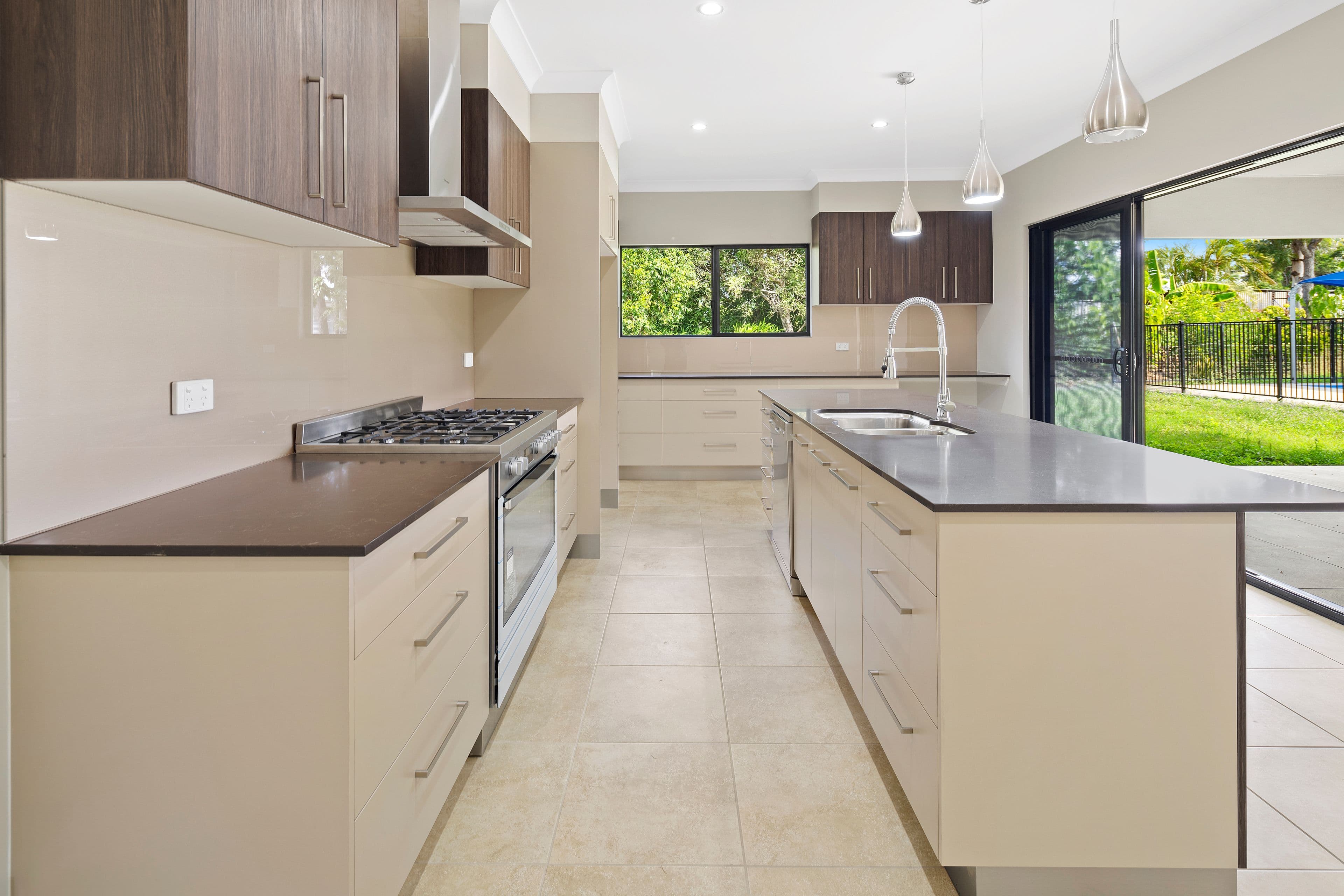 211 Strathdickie Road, Strathdickie QLD 4800, Strathdickie - Thumbnail 5