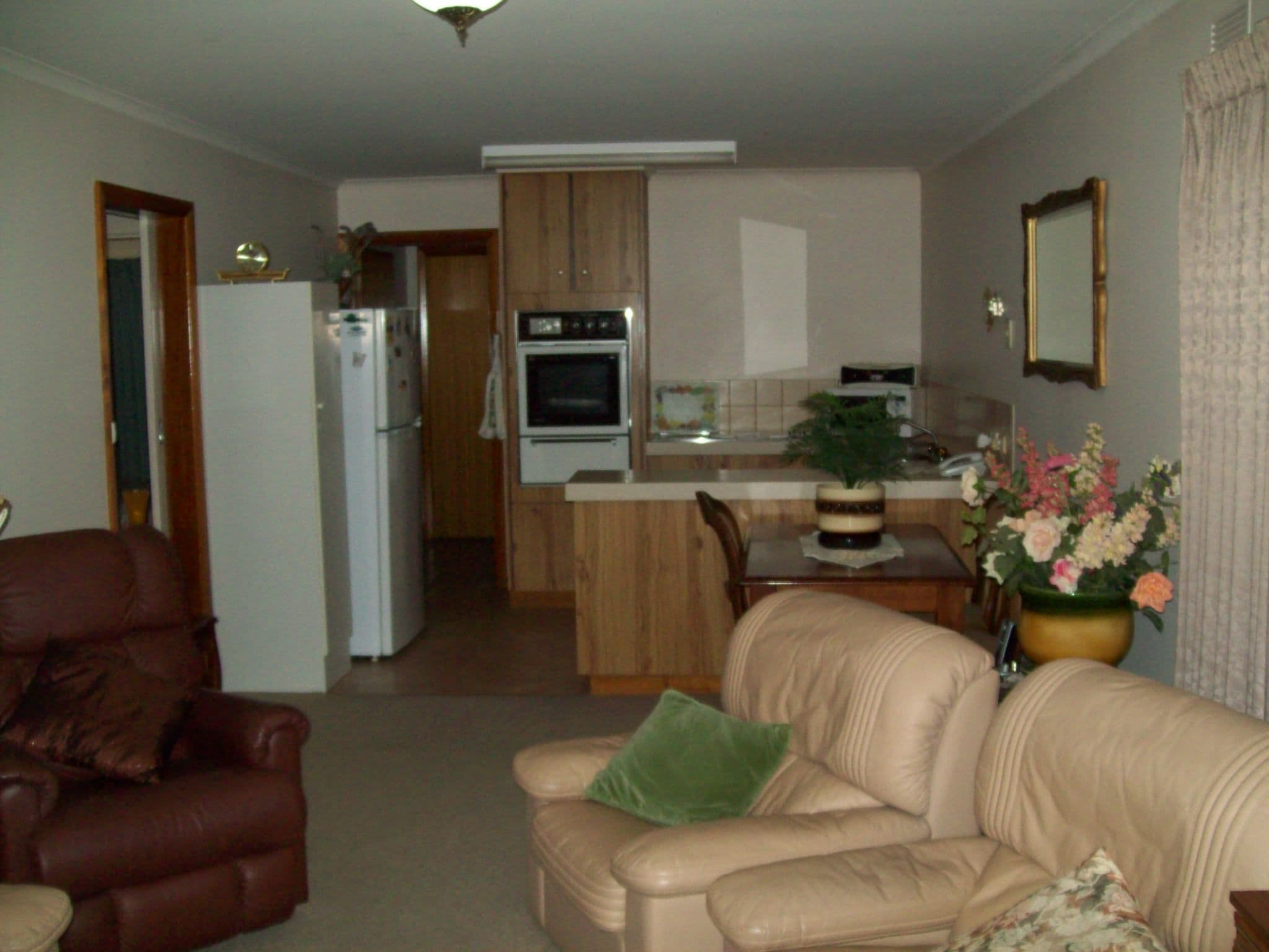13 Alexandra Parade, HAMILTON VIC 3300, Hamilton - Thumbnail 4