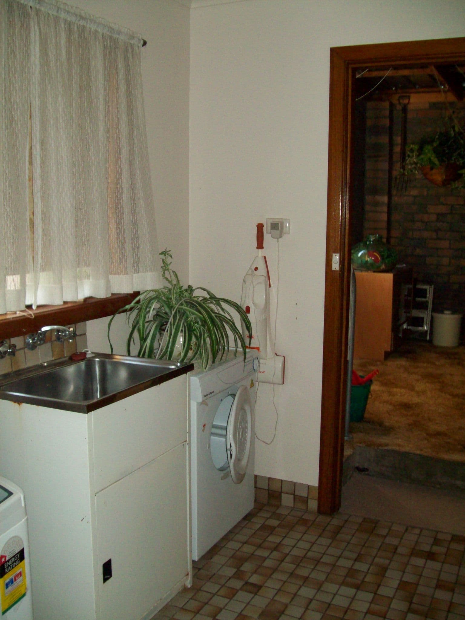 13 Alexandra Parade, HAMILTON VIC 3300, Hamilton - Thumbnail 8