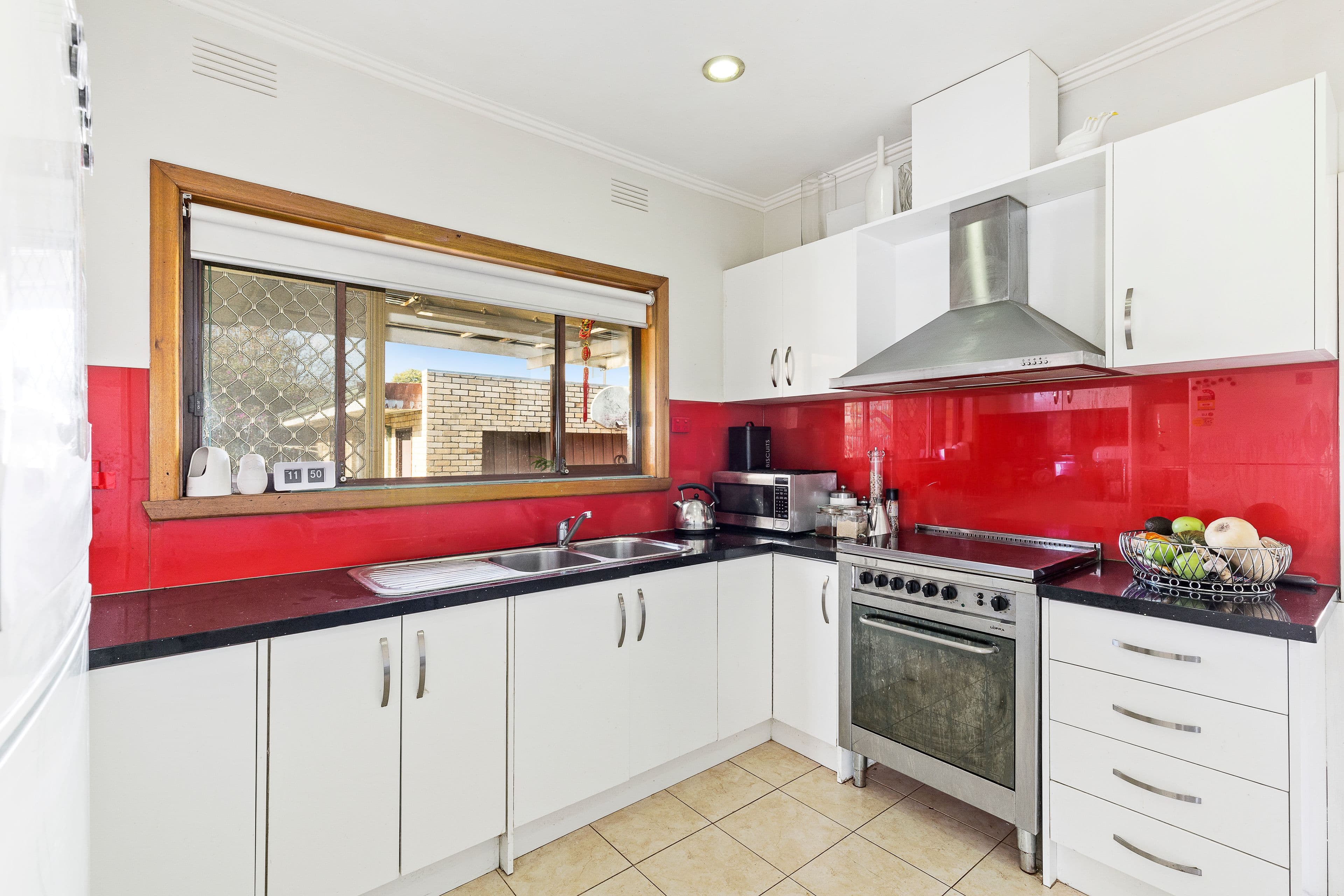 2 Oberon Avenue, Oakleigh East VIC 3166, Oakleigh East - Thumbnail 5