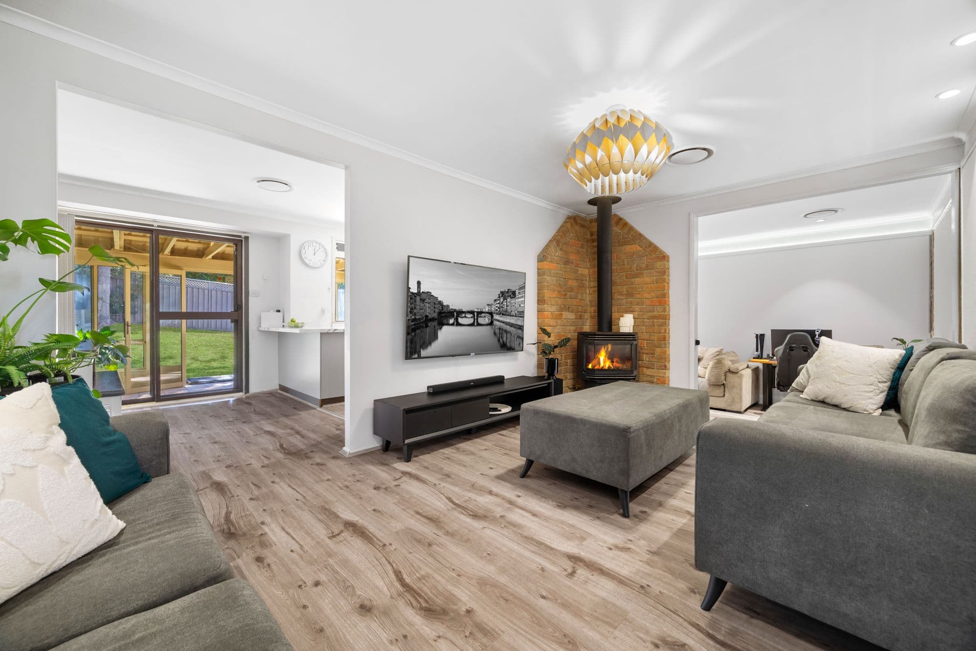 43 Clennam Avenue, Ambarvale NSW 2560, Ambarvale - Thumbnail 2