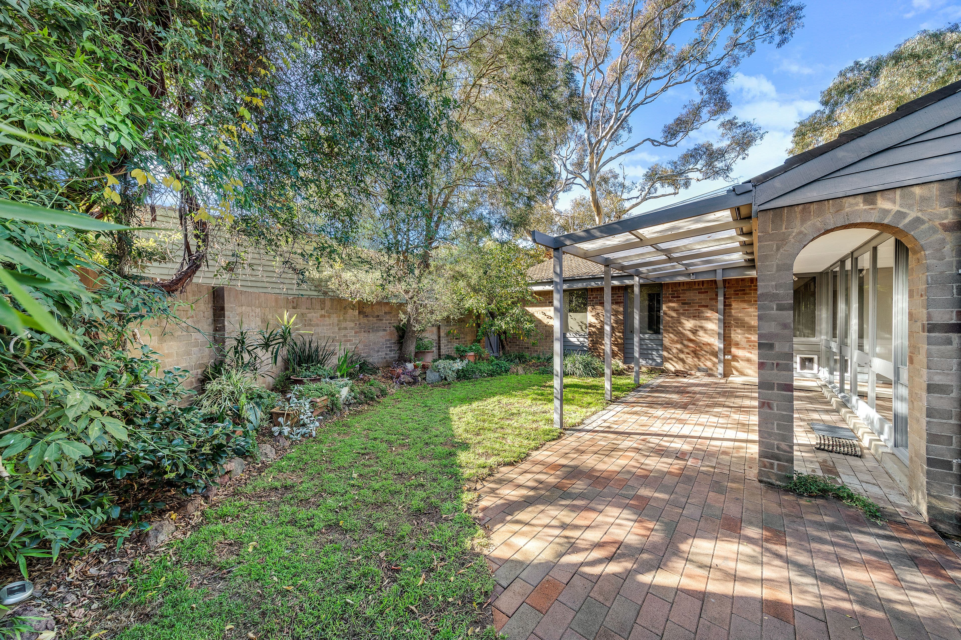 33 Barnet Close, Phillip ACT 2606, Phillip - Thumbnail 3