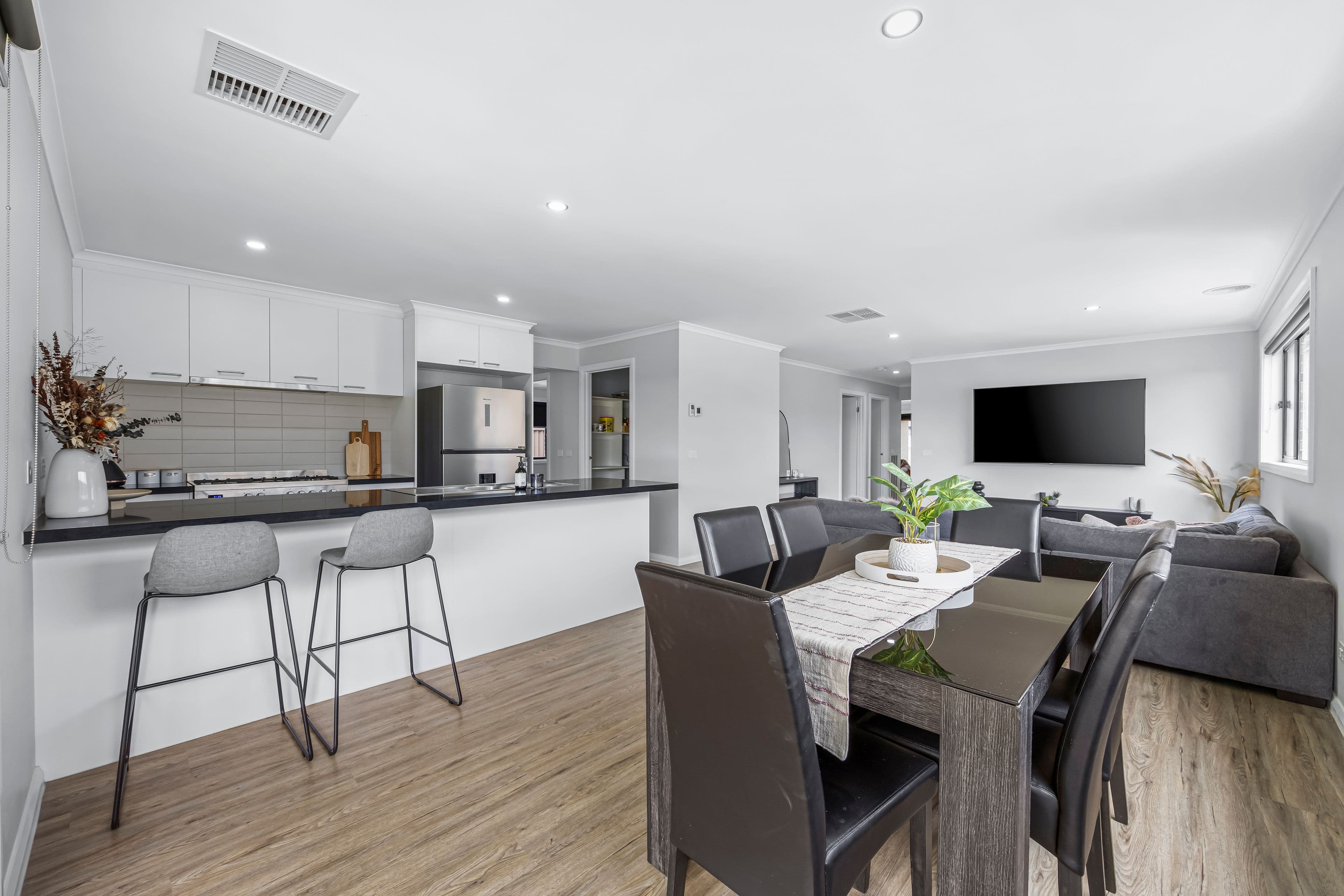6 Verona Street, WINTER VALLEY VIC 3358, Winter Valley - Thumbnail 5